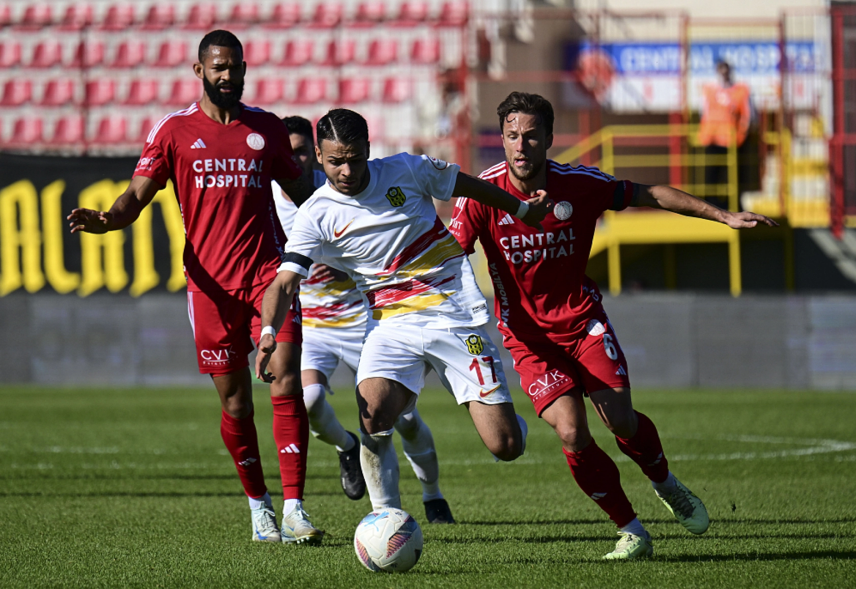 Yeni Malatyaspor'da Göç Başladı: Kaçan Kaçana!