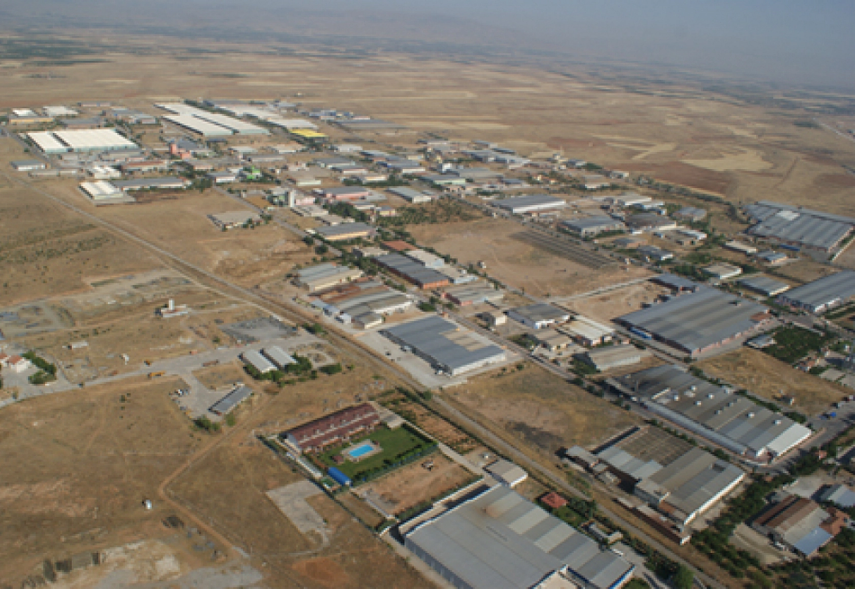 Vali Uyardı! Küçük Sanayi Sitesi Boşaltılacak