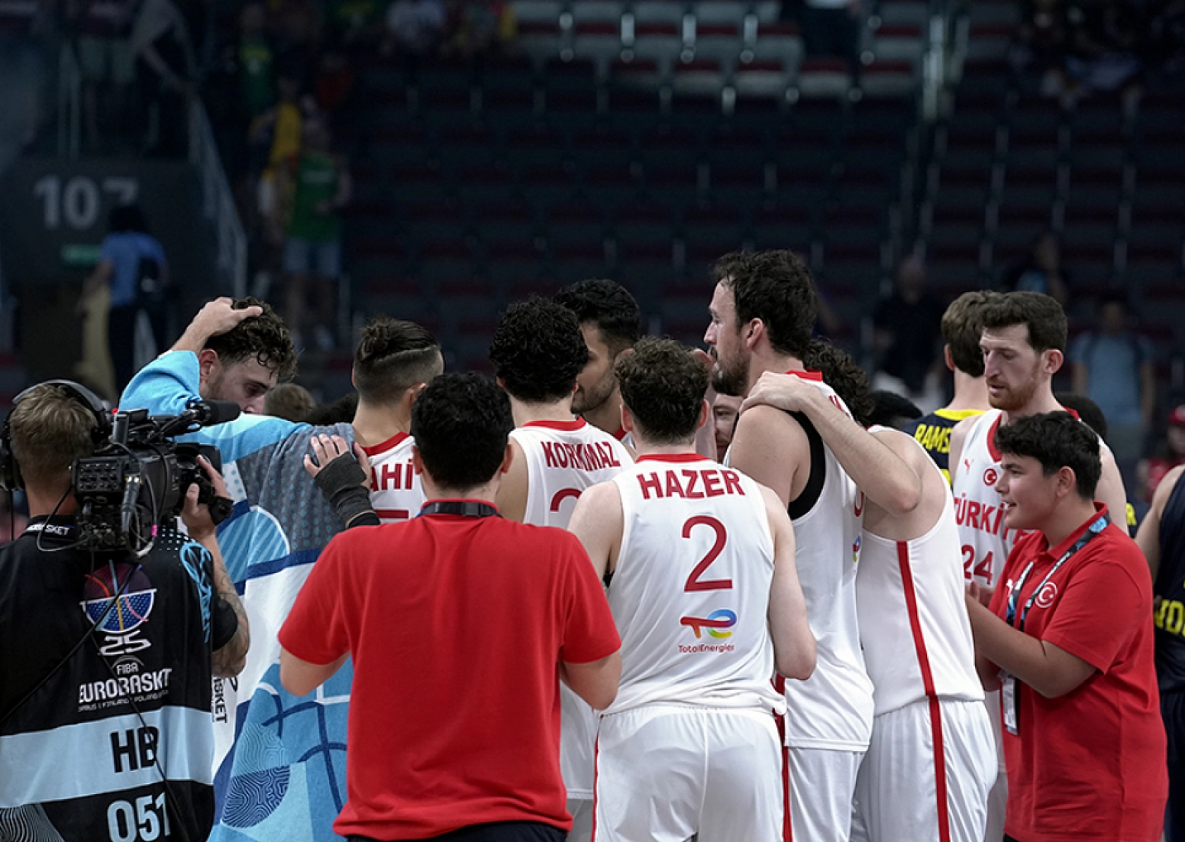 İsveç'i yıkan 12 Dev Adam çeyrek finalde