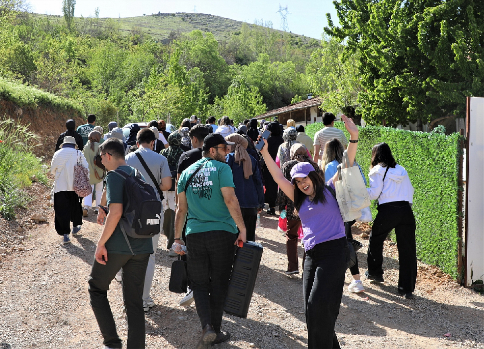Malatya'da gençler Konak'tan Horata'ya doğa yürüyüşü