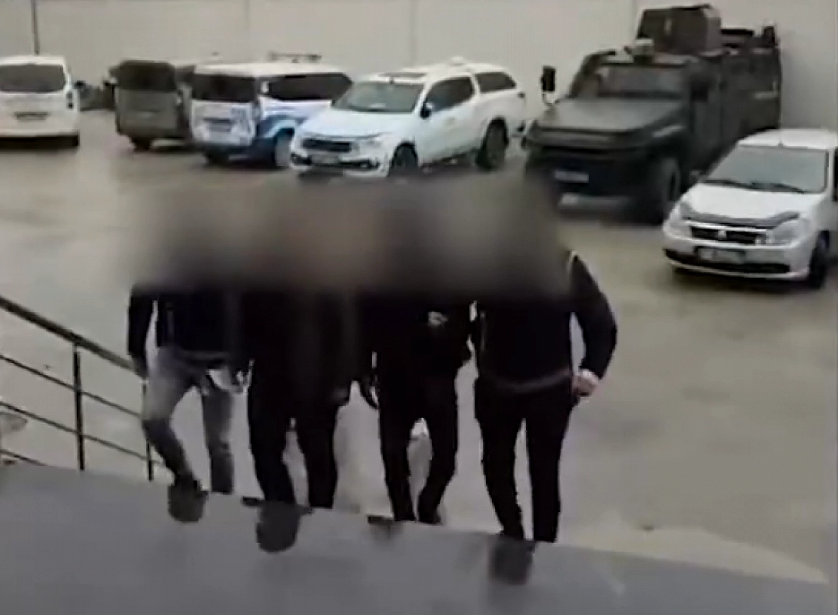 Göçmen operasyonu: 972 Yakalandı