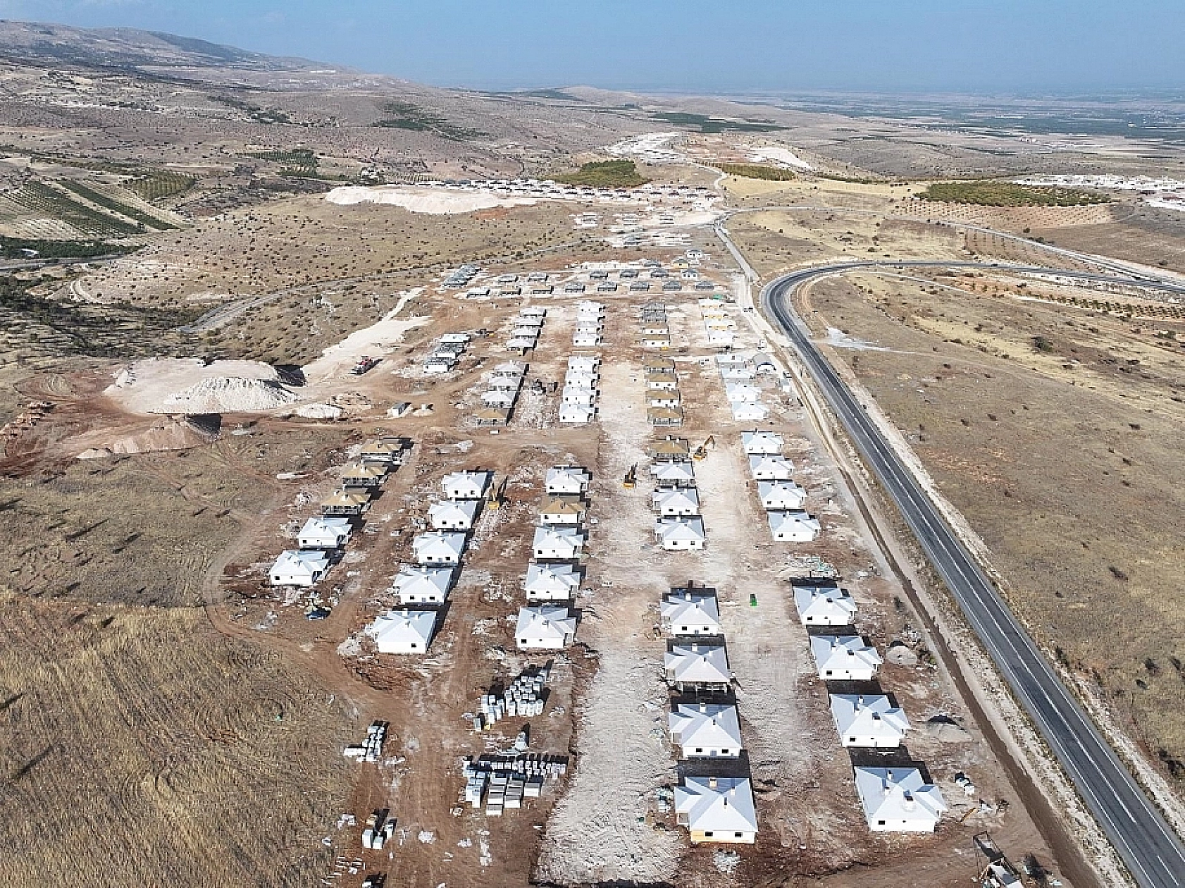 Köy Evlerinde Yerinde Dönüşüm Yapmak İsteyenlerin Önü Açıldı… 1,5 Metreye Kadar Yaklaşabilecek..!