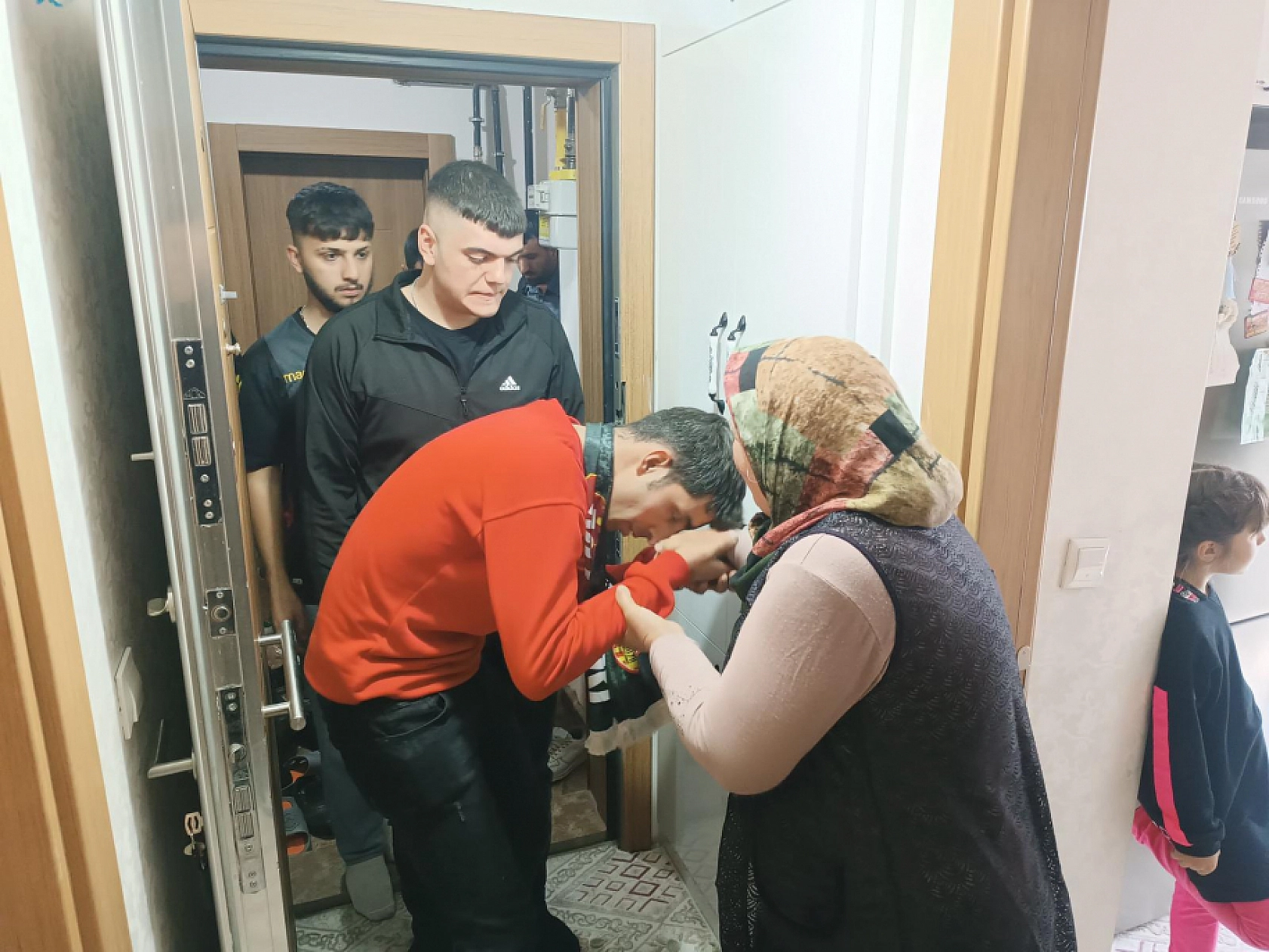 Malatyaspor'dan Unutulmaz Vefa: Kalpler Gaziantep'te Bir Oldu!