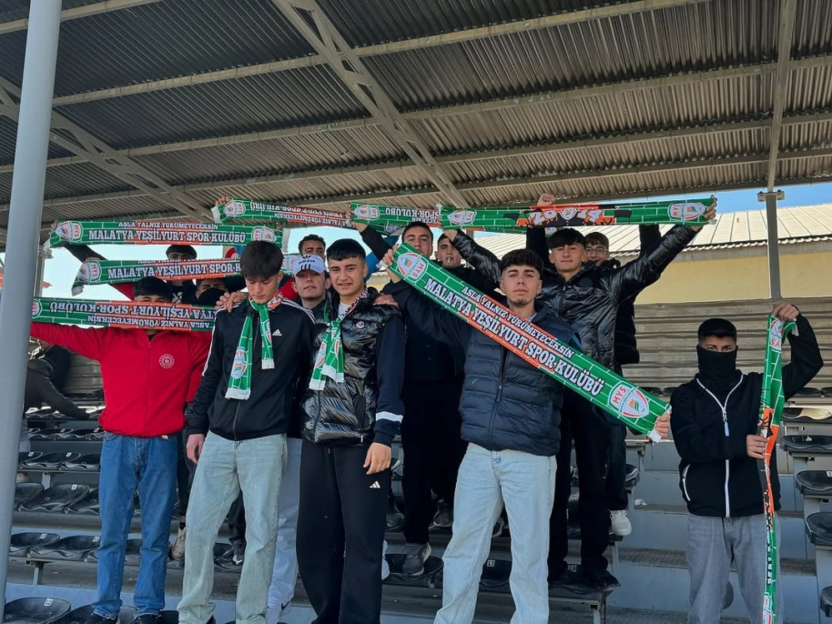 Yeşilyurt Şampiyonluğa Koşuyor, Malatyaspor'un Play-Off Heyecanı Artıyor!