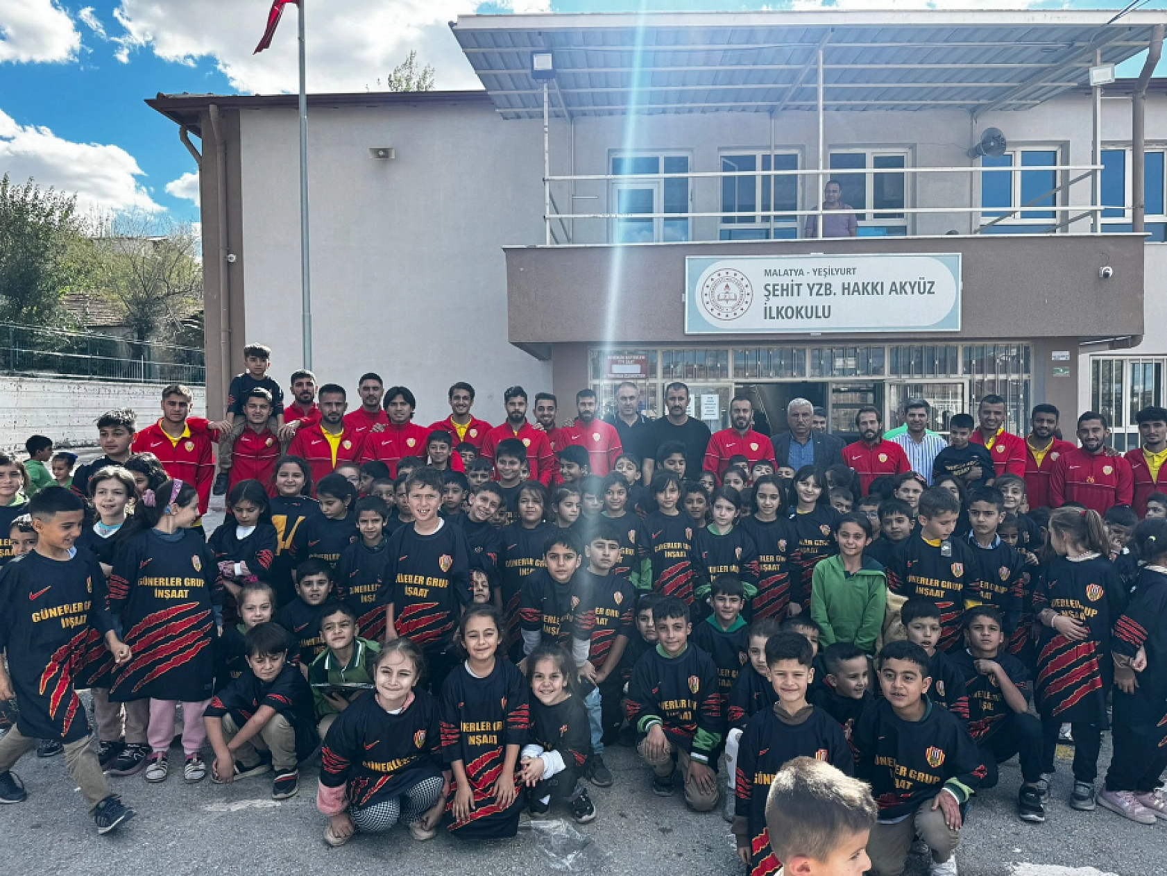 Malatyaspor, Şehrin Çocuklarına Dokundu: Malatyaspor Olgusu Aşılandı!