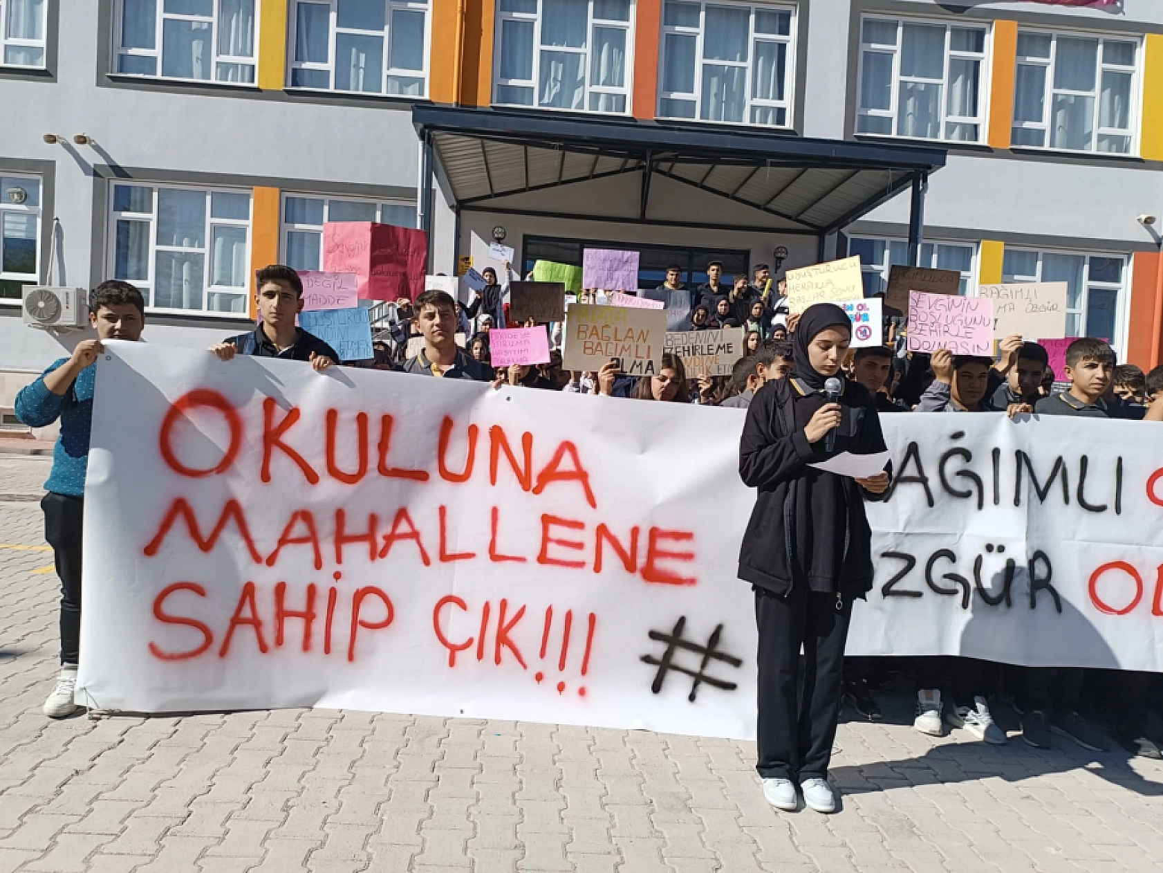 Malatya'da Gençler Uyuşturucuya 'Hayır' Dedi… Bağımlılığına Karşı Pedal Çevirdiler…!