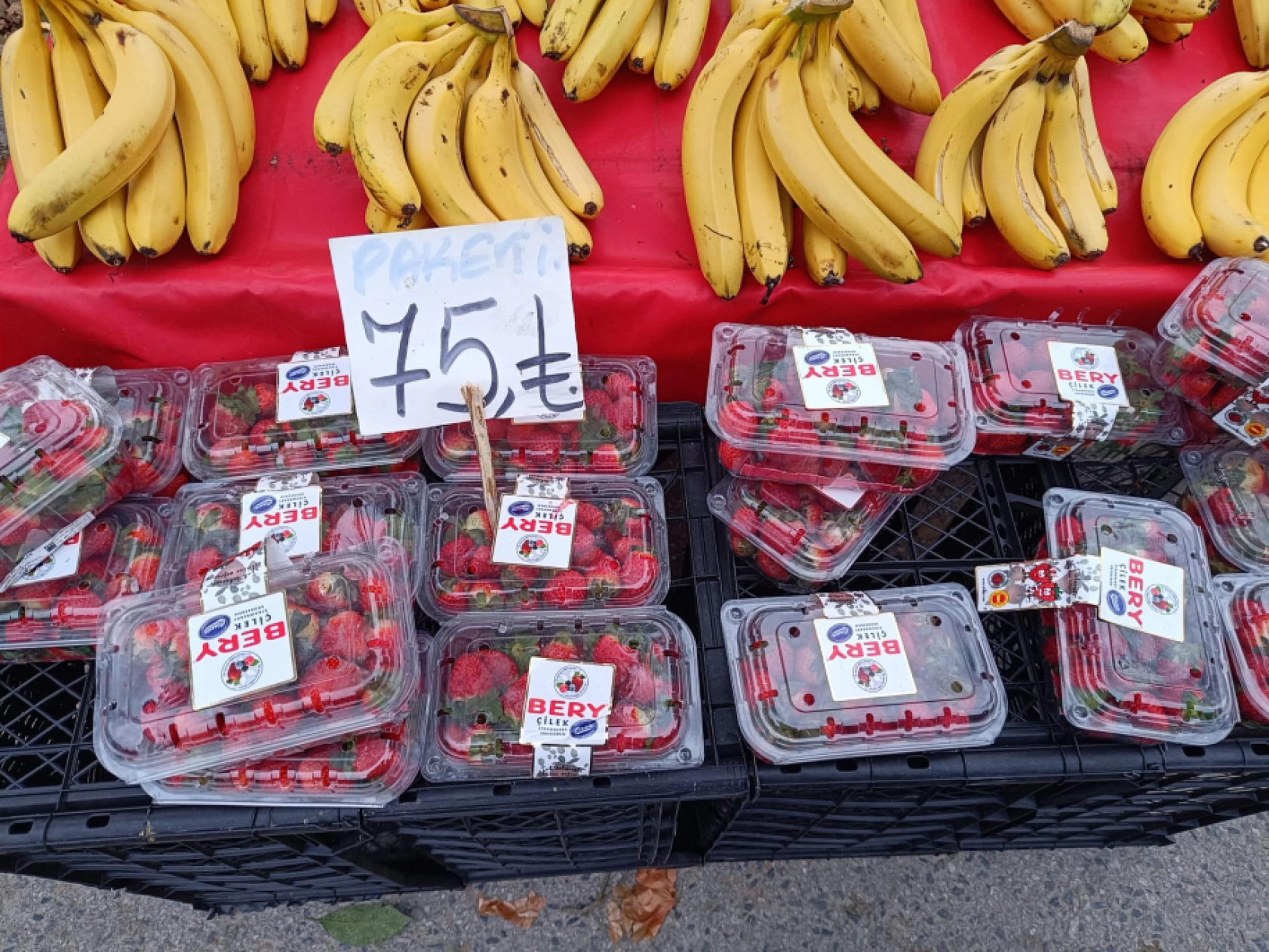 Malatya'da soğuk hava pazar fiyatını etkiledi: Sebze ve meyve cep yaktı!