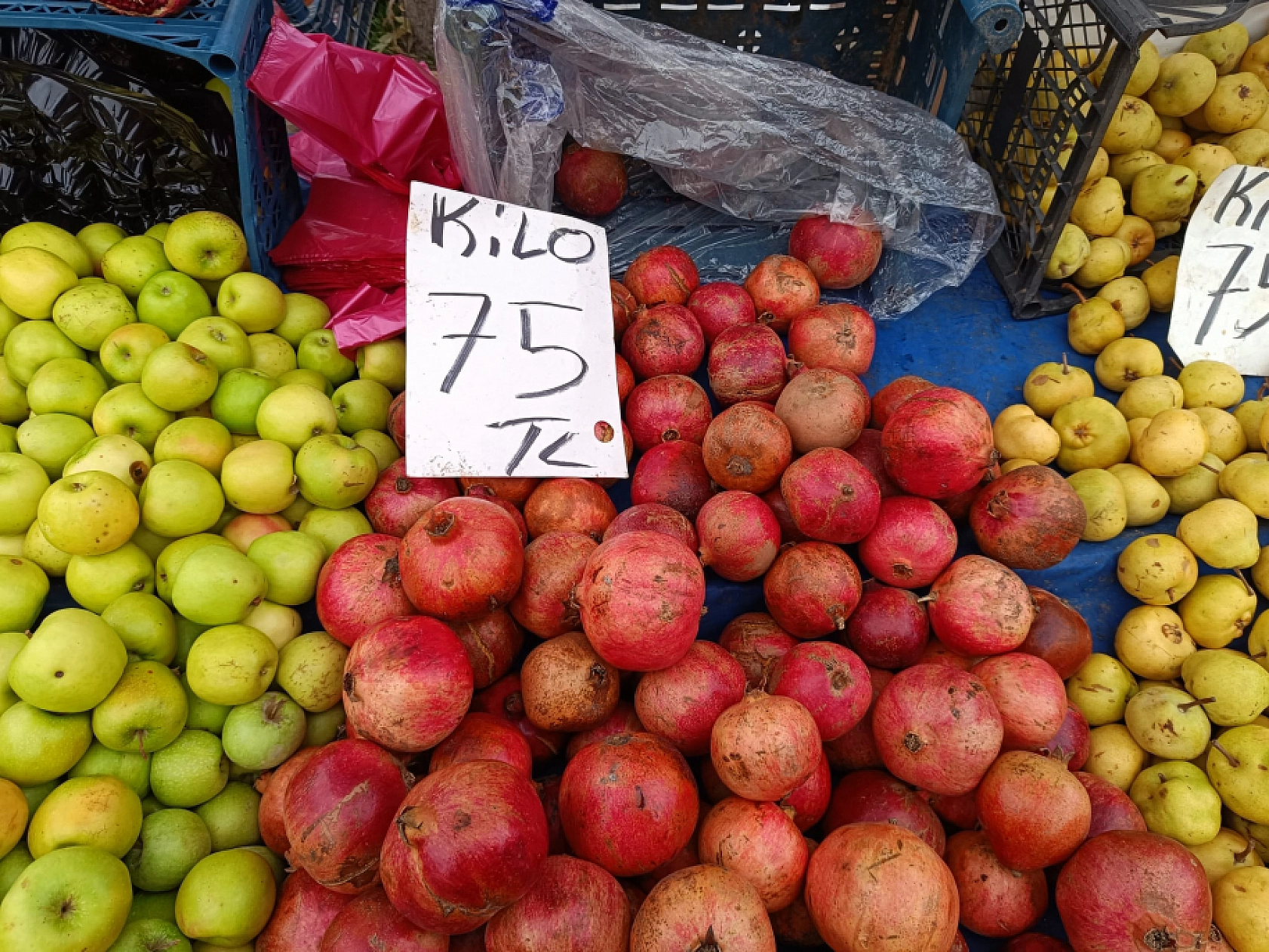 Malatya'da soğuk hava pazar fiyatını etkiledi: Sebze ve meyve cep yaktı!