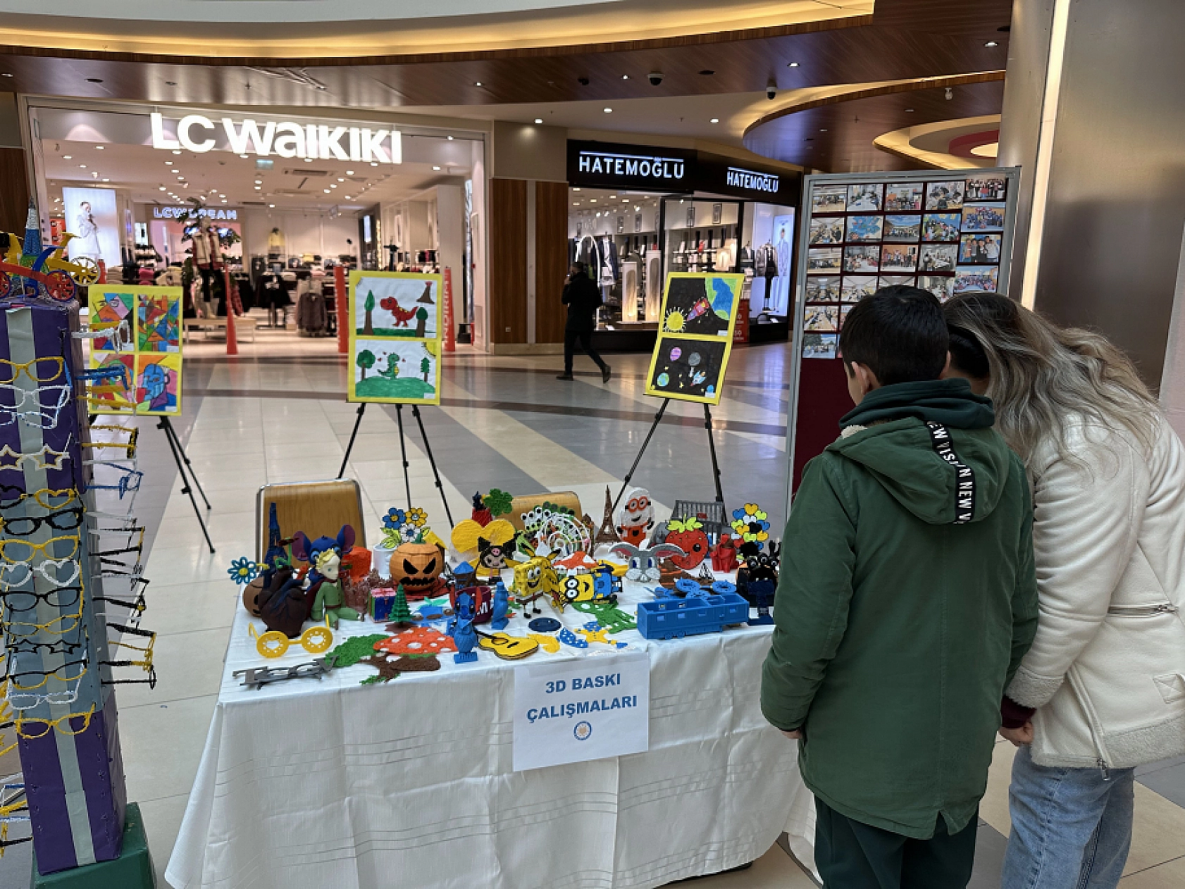 Malatya'da renkli sergi: Üreten çocuklar sahnedeydi….