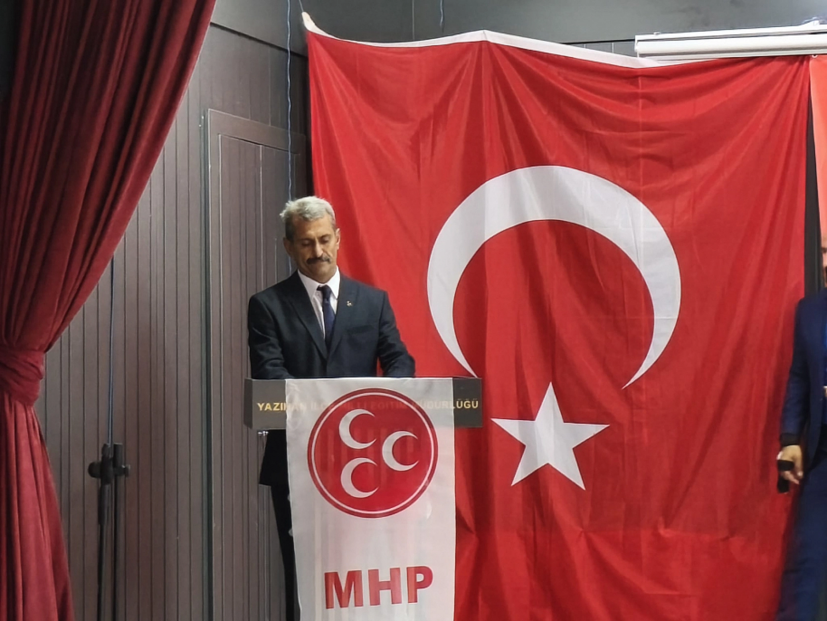 MHP Yazıhan İlçe Başkanlığına Mehmet Özcan Getirildi