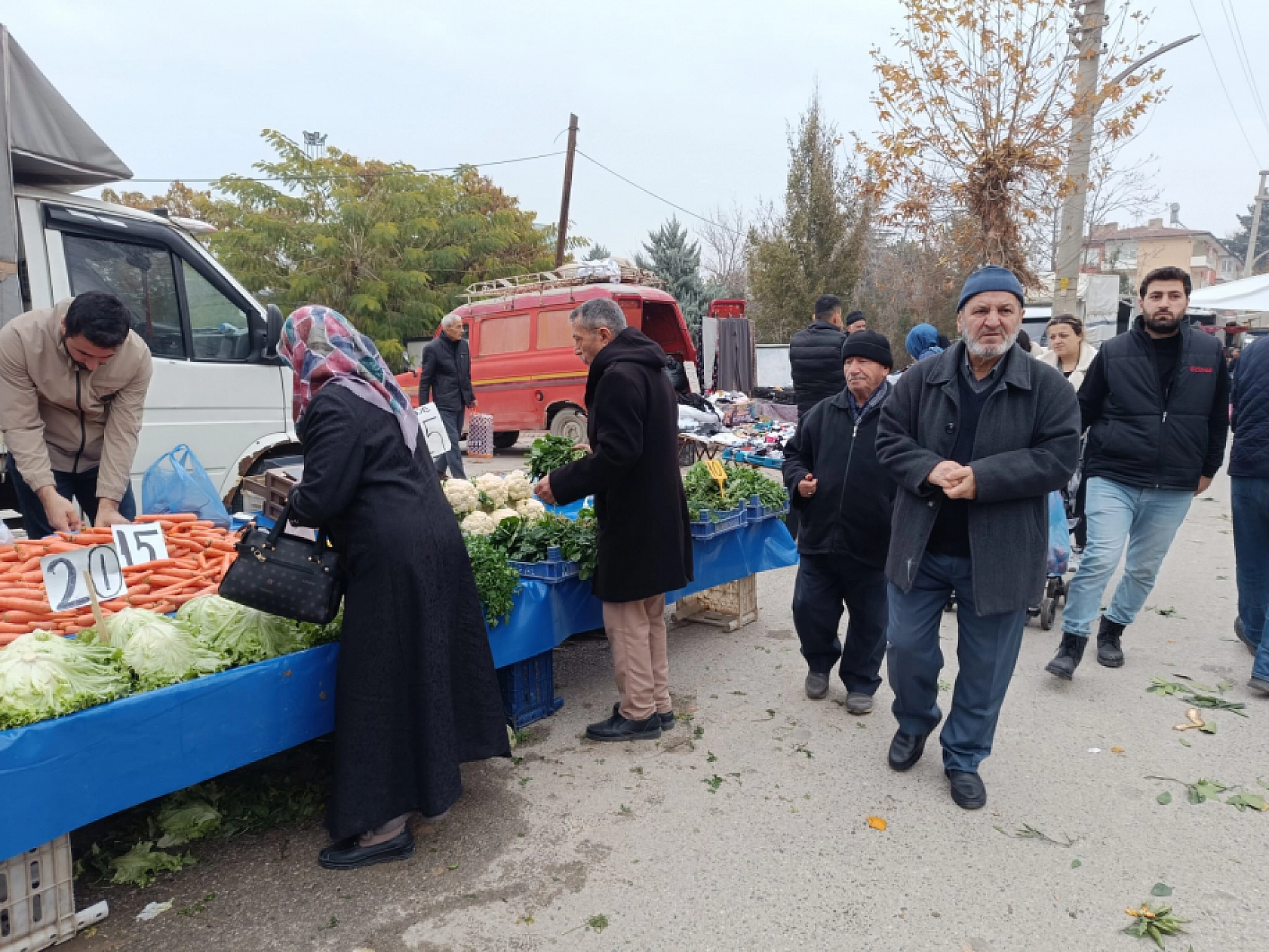 Malatya'da soğuk hava pazar fiyatını etkiledi: Sebze ve meyve cep yaktı!