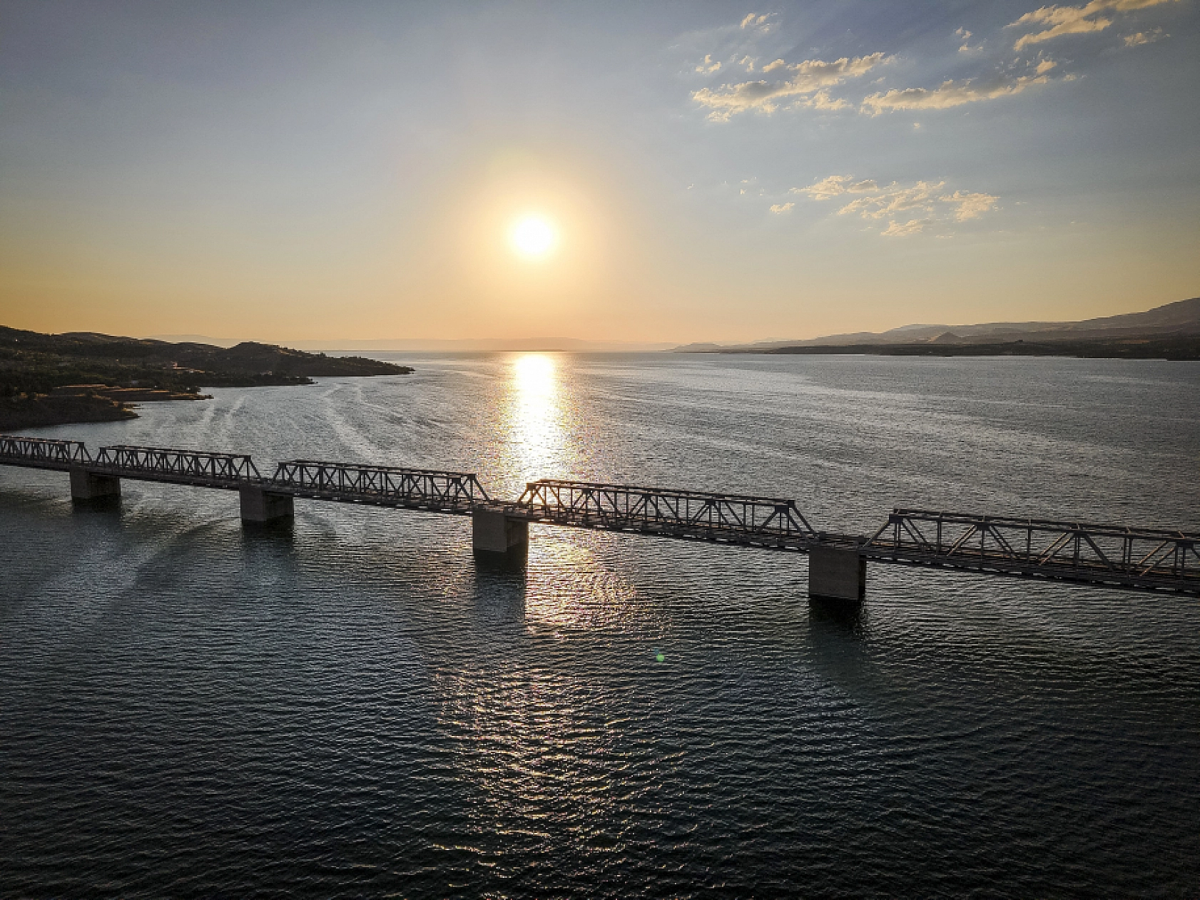 Türkiye'nin en uzunu Malatya ve Elazığ arasında: 40 yıldır bir vidası bile gevşemedi!