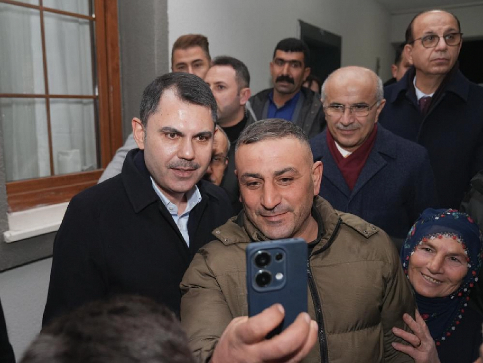 Bakan Kurum, Müjdeyi Verdi! 40 Konut Teslim Edildi, Yeni Konutlar Yolda!