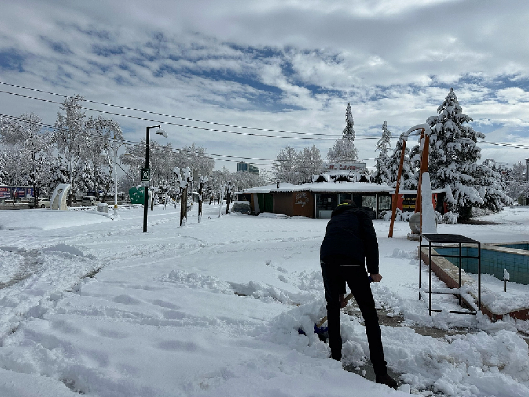 Malatya'da Kar Büyüledi: Kartpostallık Görüntüler Havadan Kaydedildi!