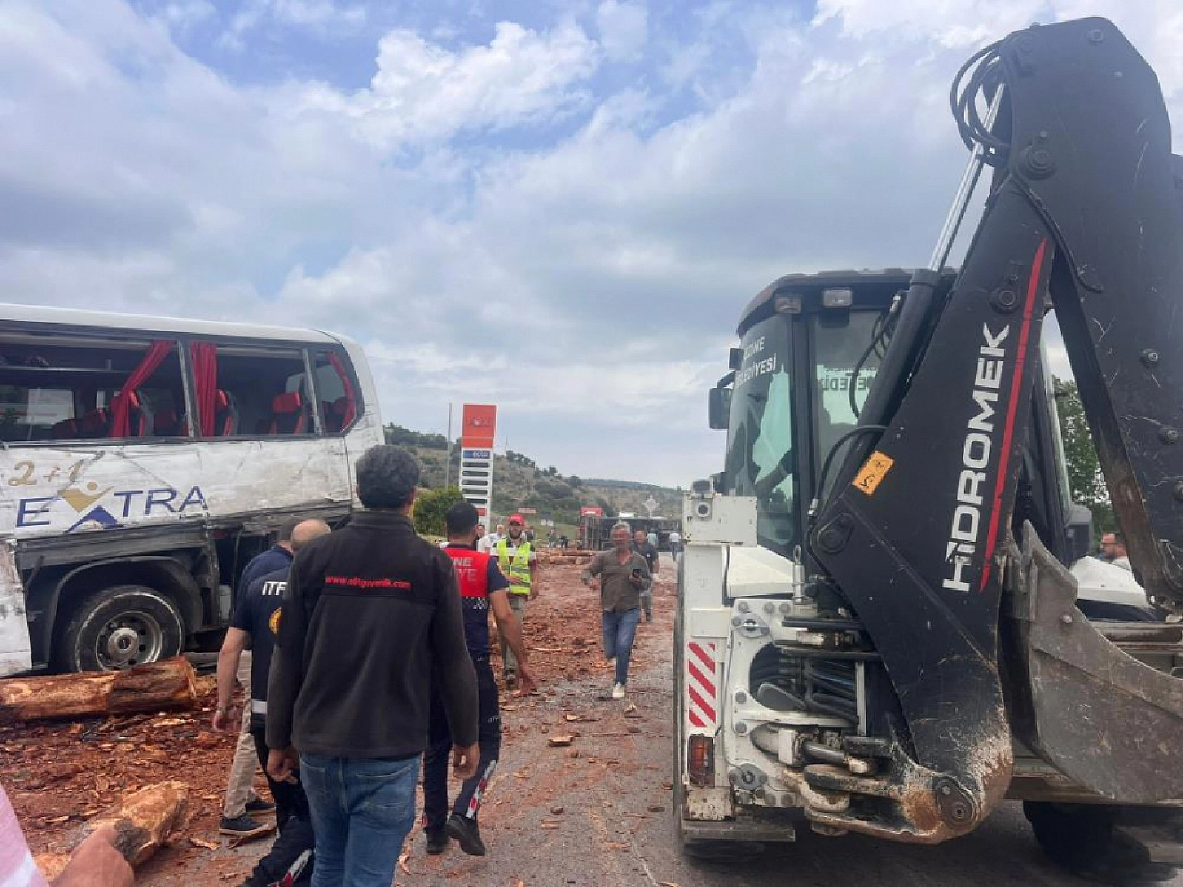 Çanakkale'de feci kaza: Çok sayıda ölü var….