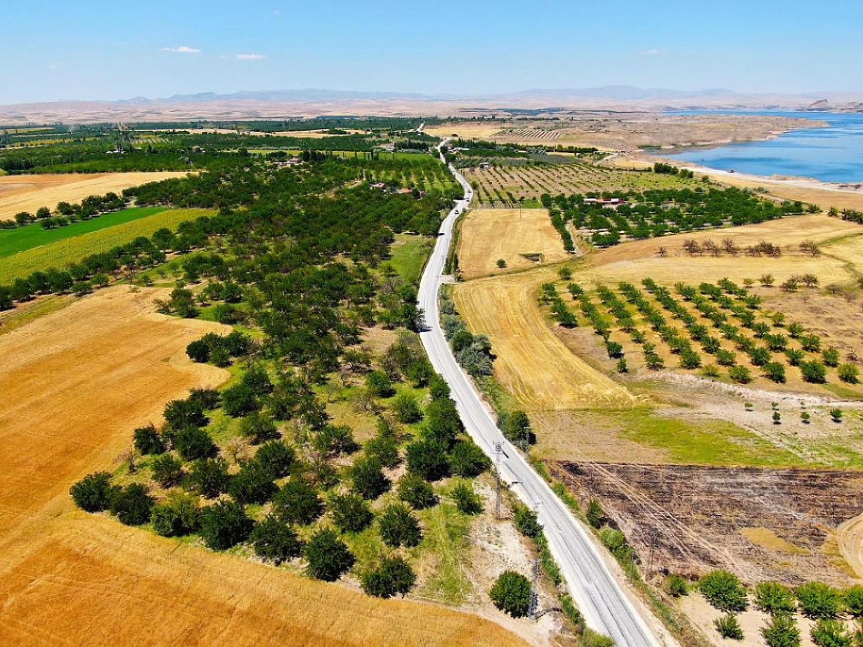 Kırsalda ulaşım rahatladı: Malatya'da binlerce metrelik yol yenilendi