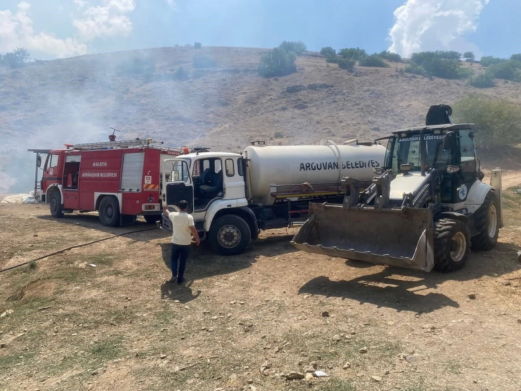 Malatya'da ahır yangını: 10 küçükbaş hayvan telef oldu