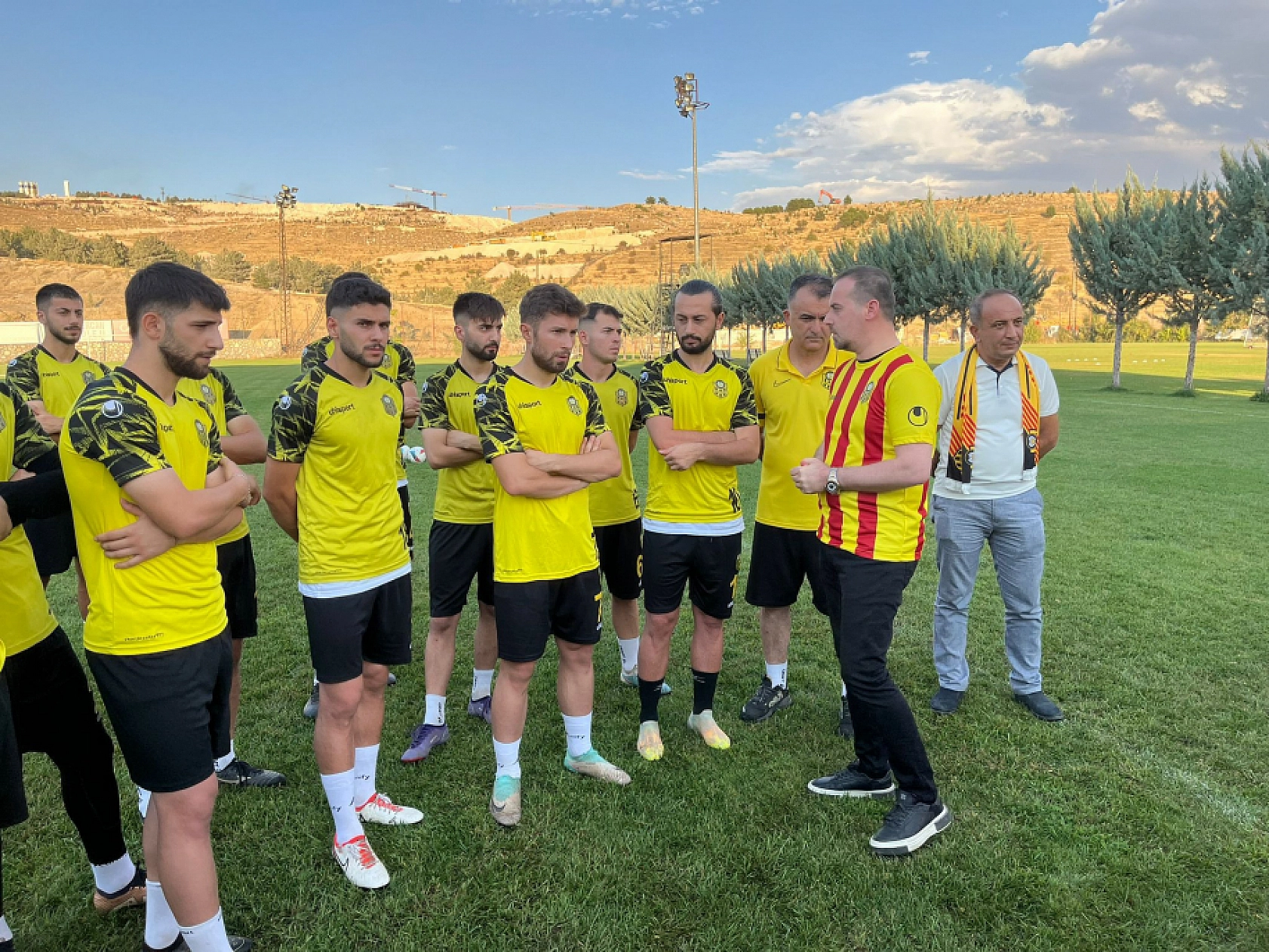 Malatyaspor'un İçler Acısı Hali! Konuşan Çok Çözüm Bulan Yok!