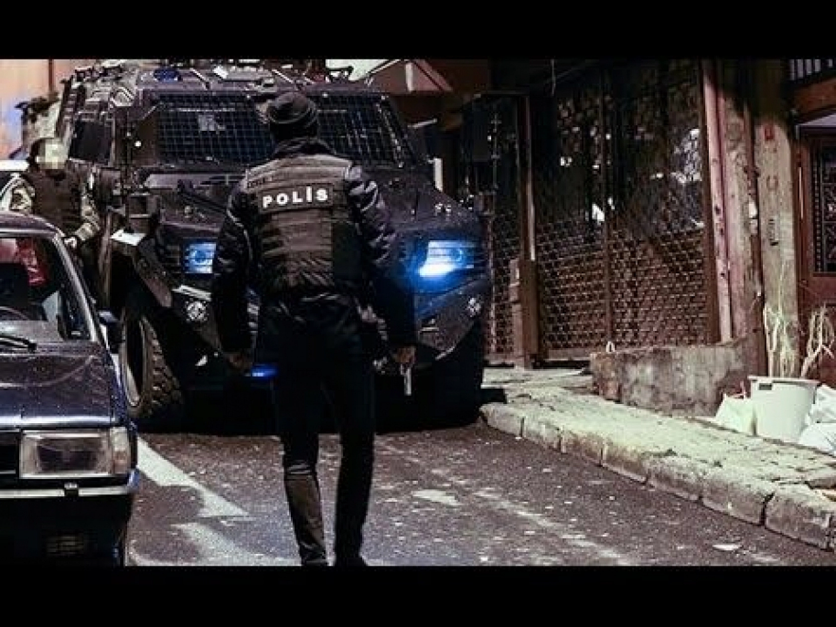 Malatya'da uyuşturucu operasyonu: Tonlarca maddeye el konuldu