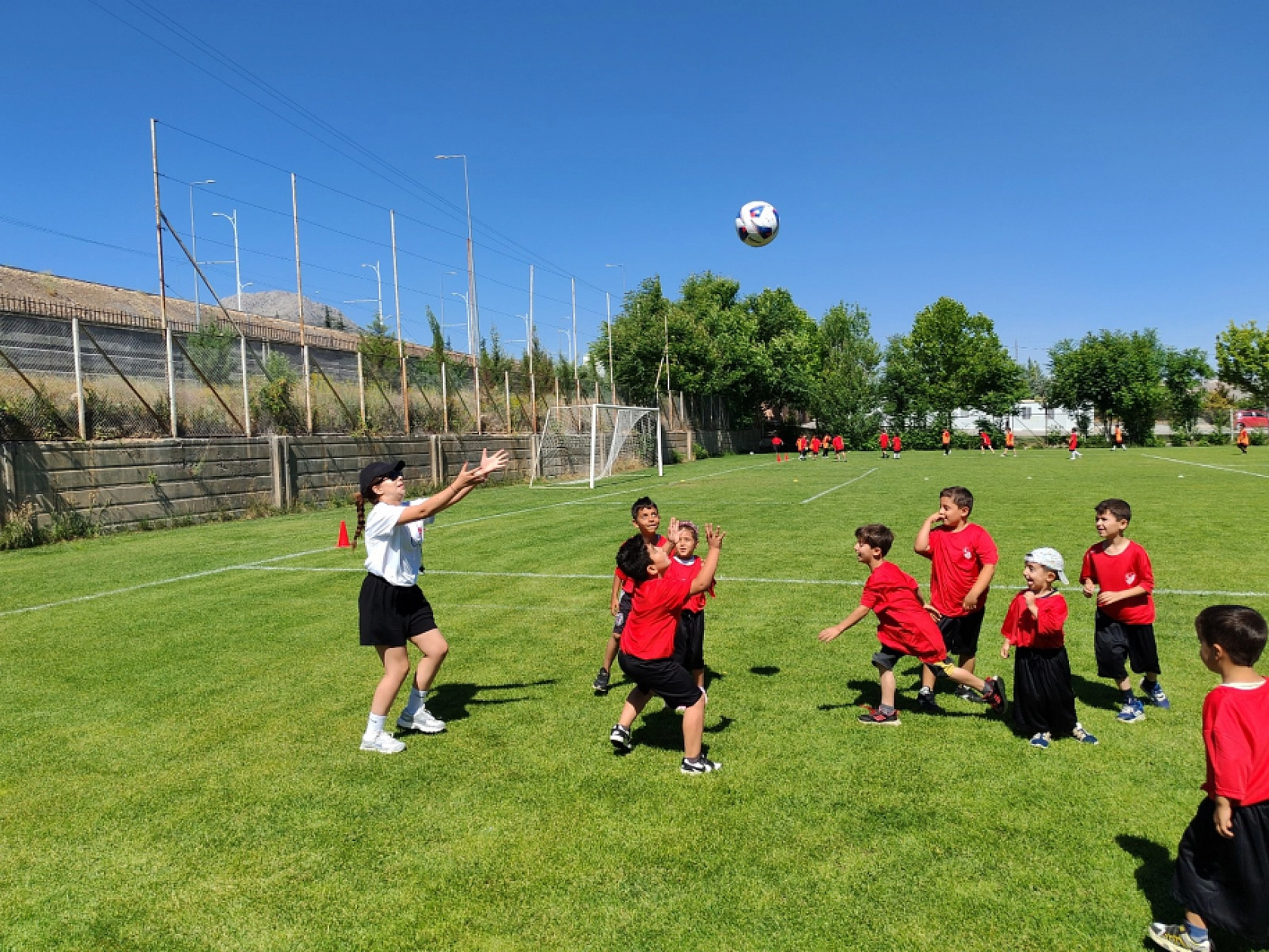 TFF'den Malatya'daki depremzede çocuklara futbol desteği: Antrenmalar başladı...!