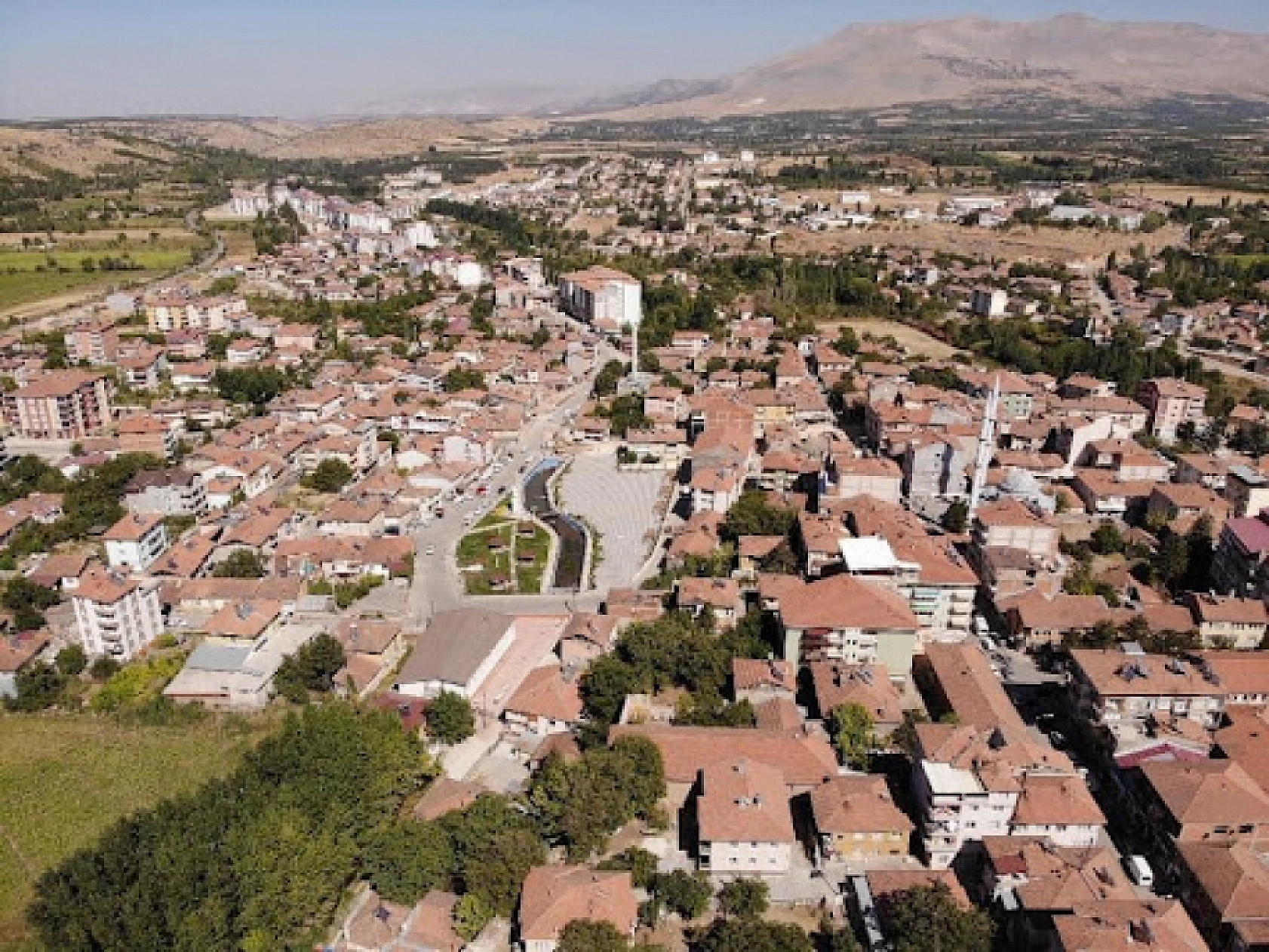 Malatya'da ilçeler arasında yüzölçümü sırası: Hekimhan 1'inci Sırada, Doğanyol 13'üncü sırada yer aldı..