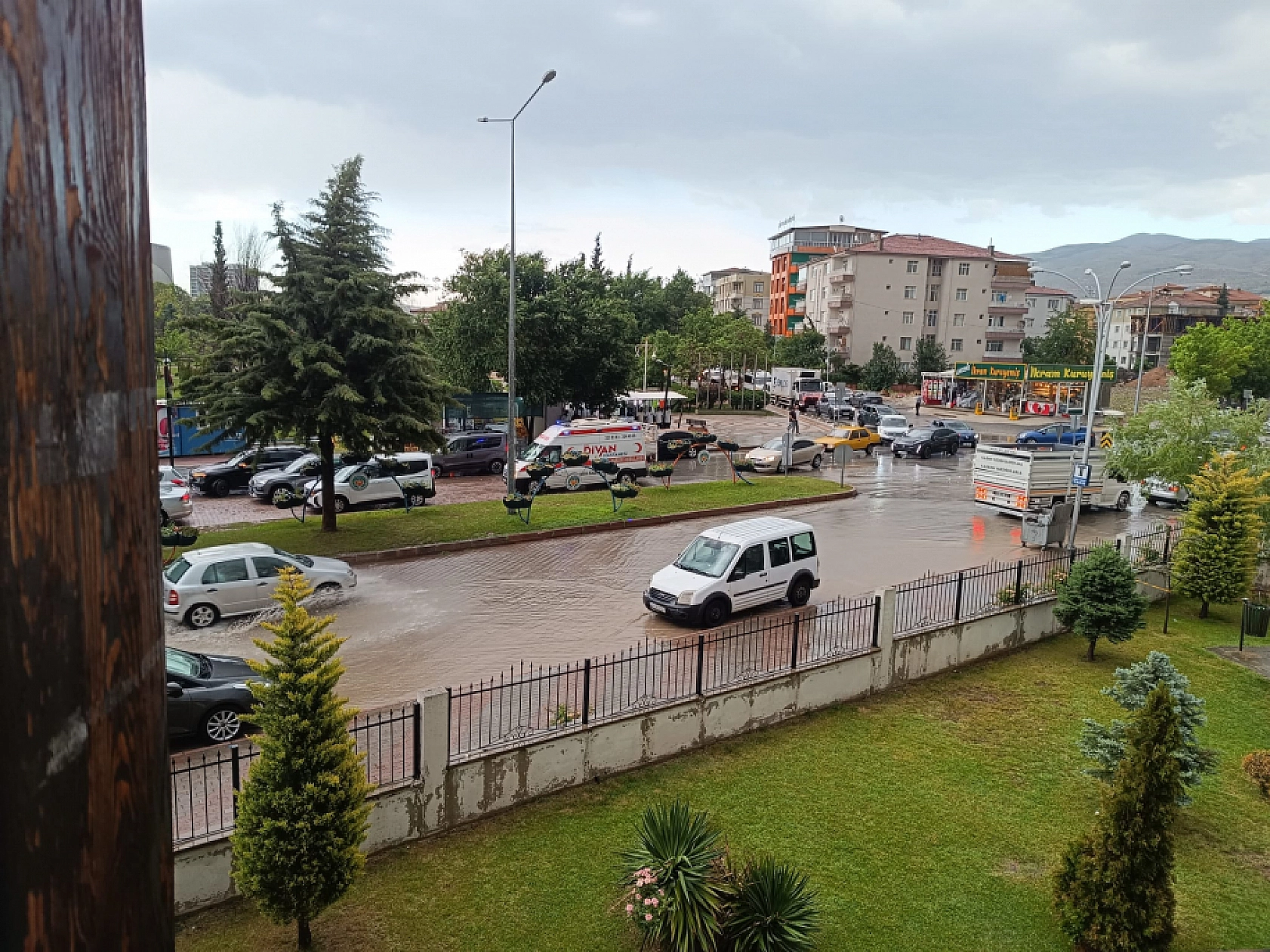 Malatya göle döndü, Büyükşehir 'kontrol altında'...!