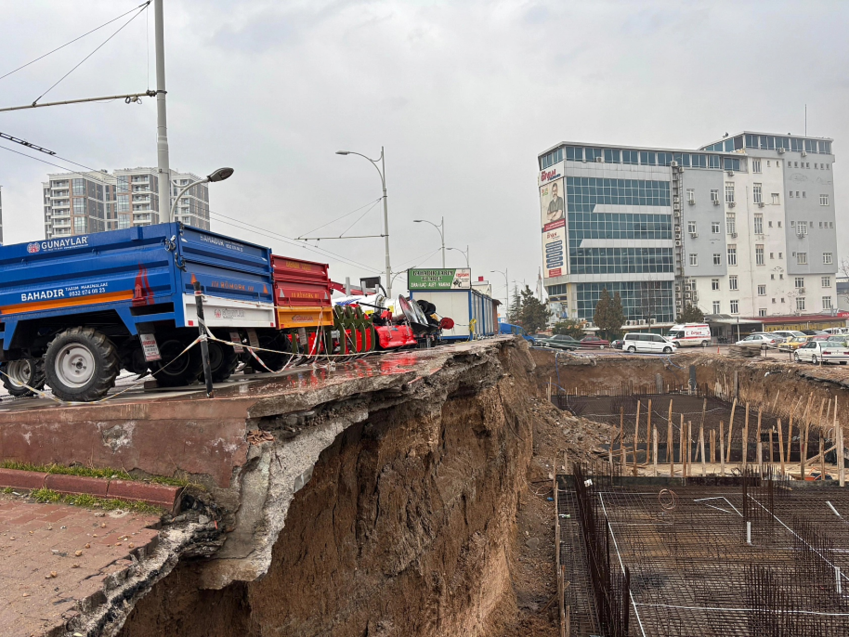 Malatya'da Yerinde Dönüşüm Kabusa Döndü: 'İkinci Çökme Olur mu?'