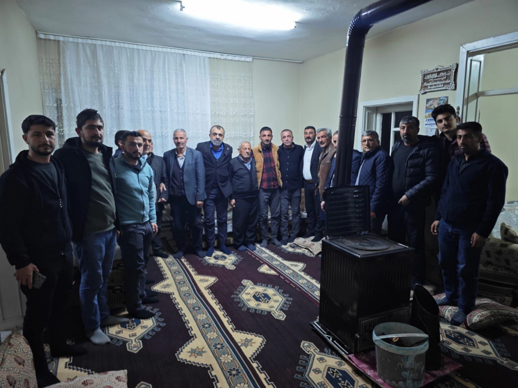 Makama değil hizmetkarlığa talibiz