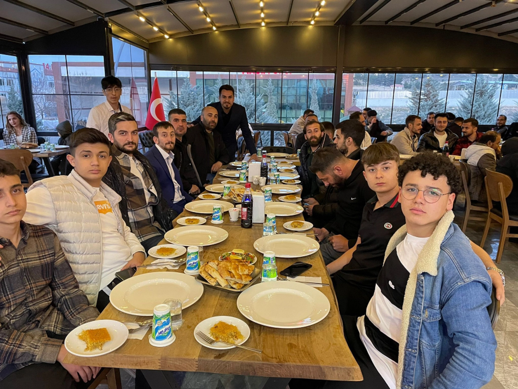 Depremin Acılarını Ramazan'da Azalttılar!