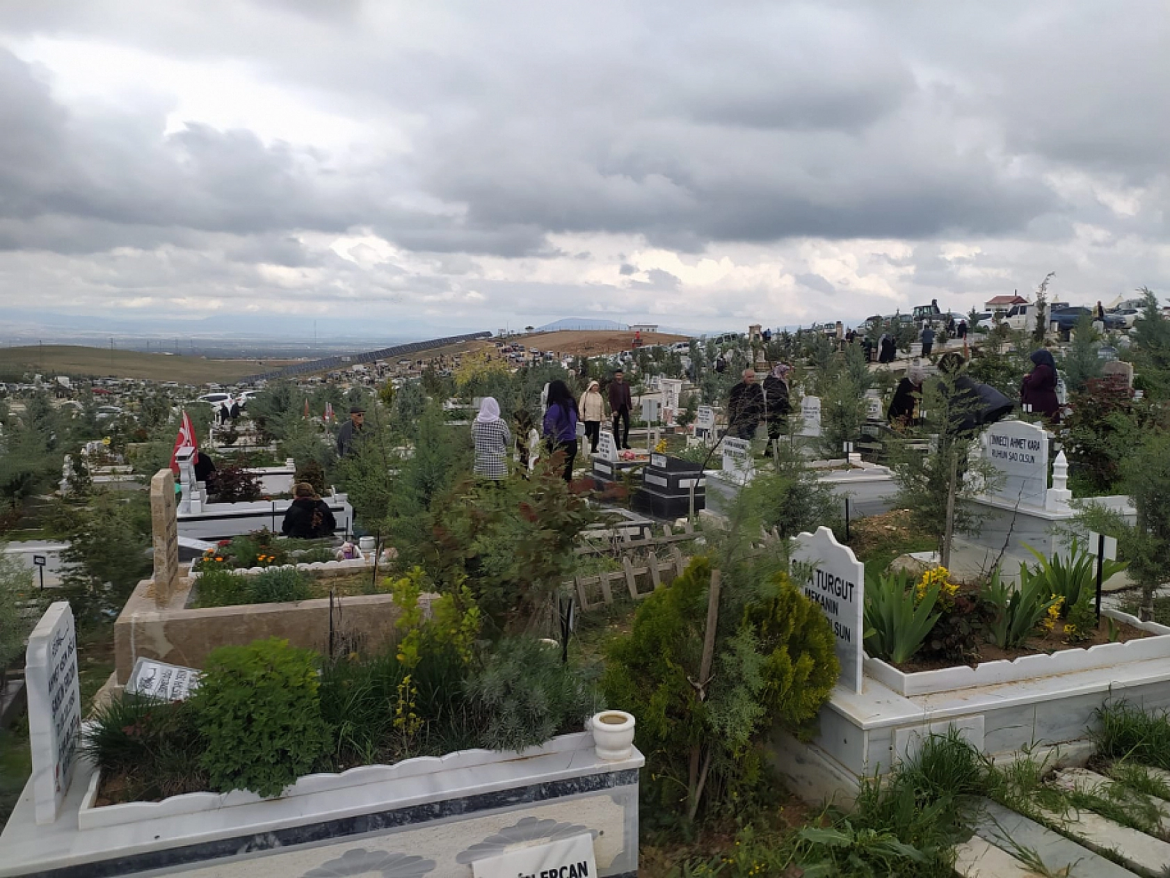 Malatya, bayramda kırmızıya büründü..!