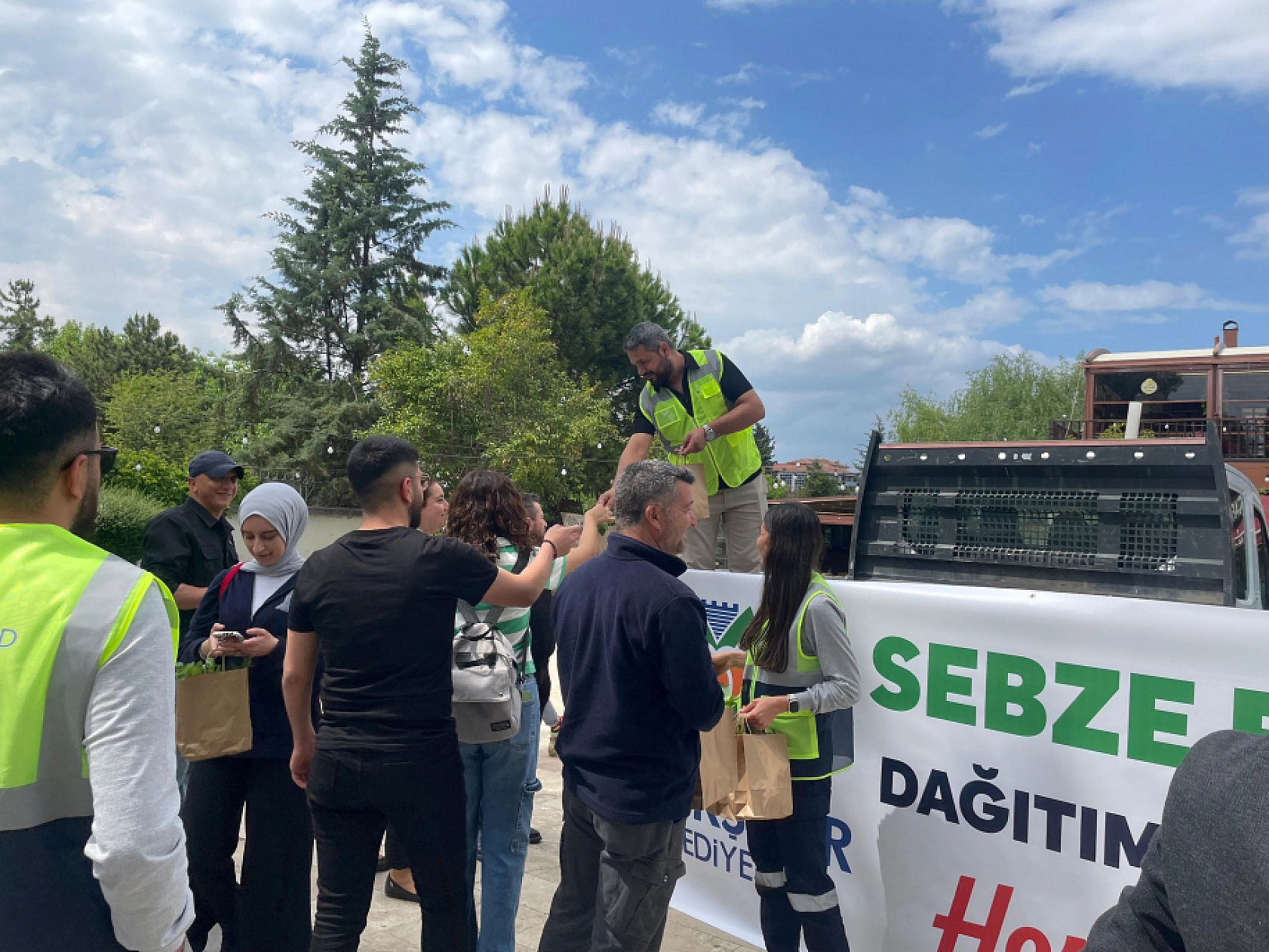 Malatya'da fideler ücretsiz dağıtıldı..!