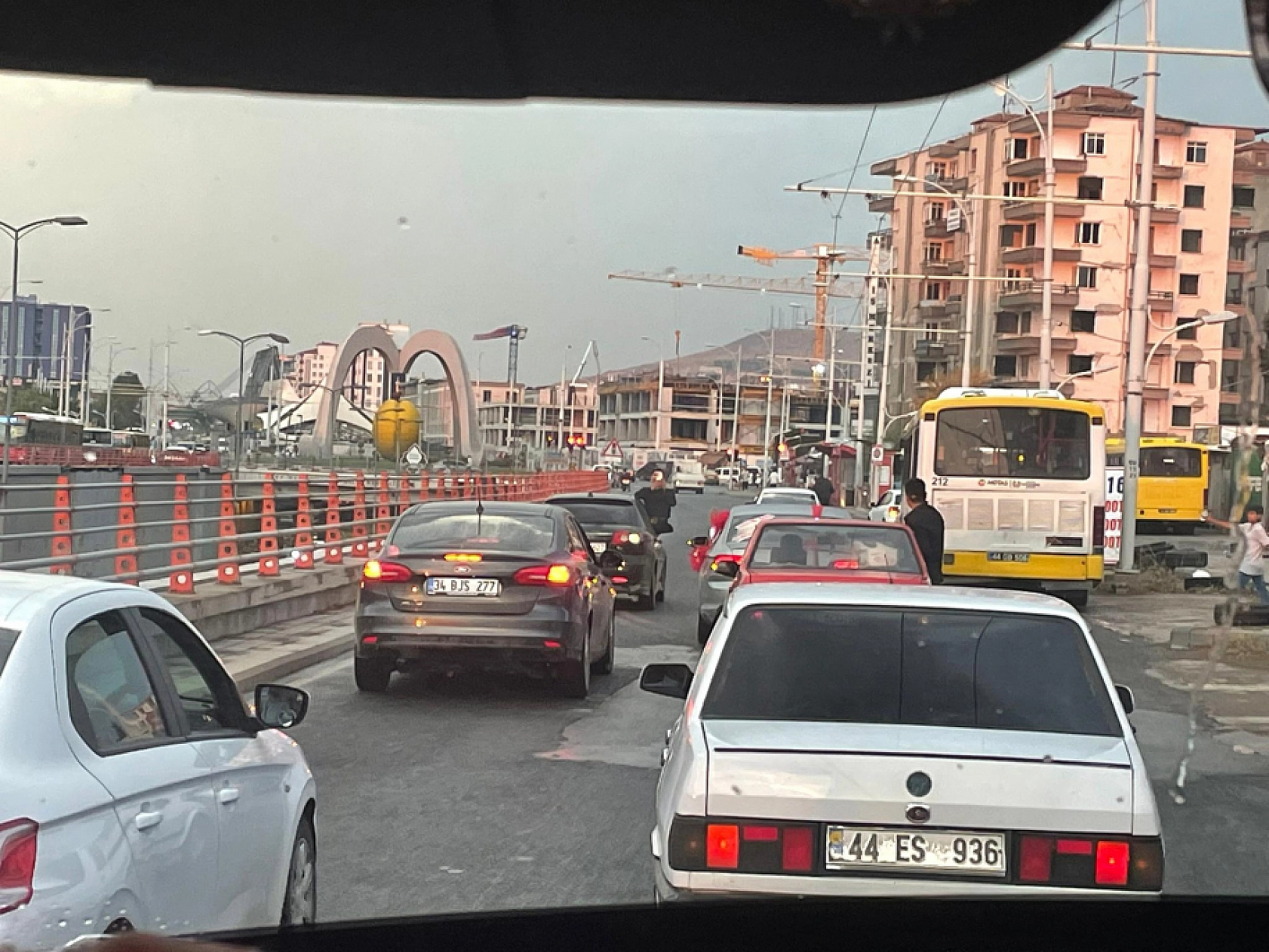 Malatya'da Trafik Terörü..! Düğün Konvoyları…