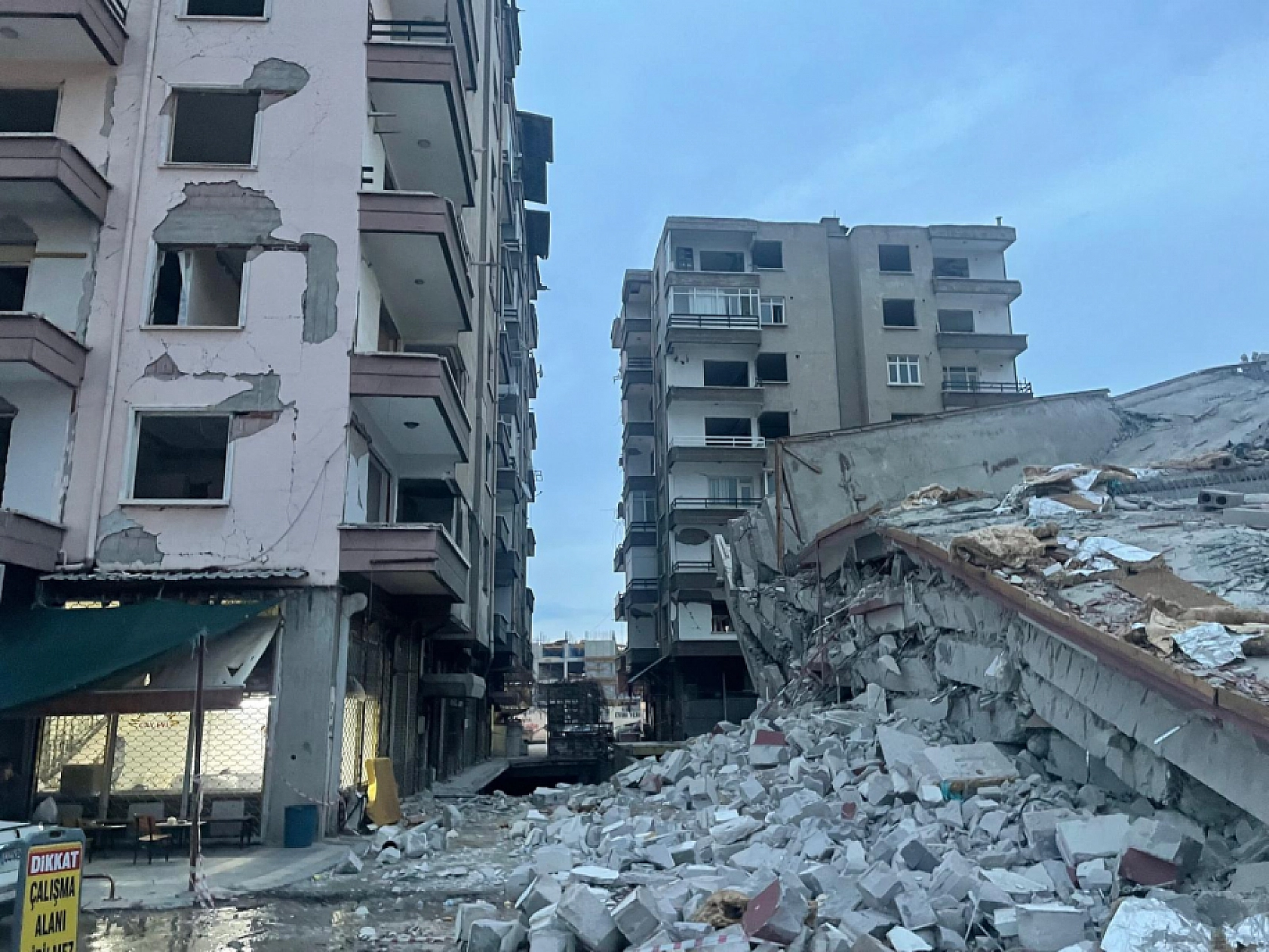 Deprem Uzmanından Malatya'ya Çarpıcı Öneri: ABD'deki Gibi Yasaklansın!