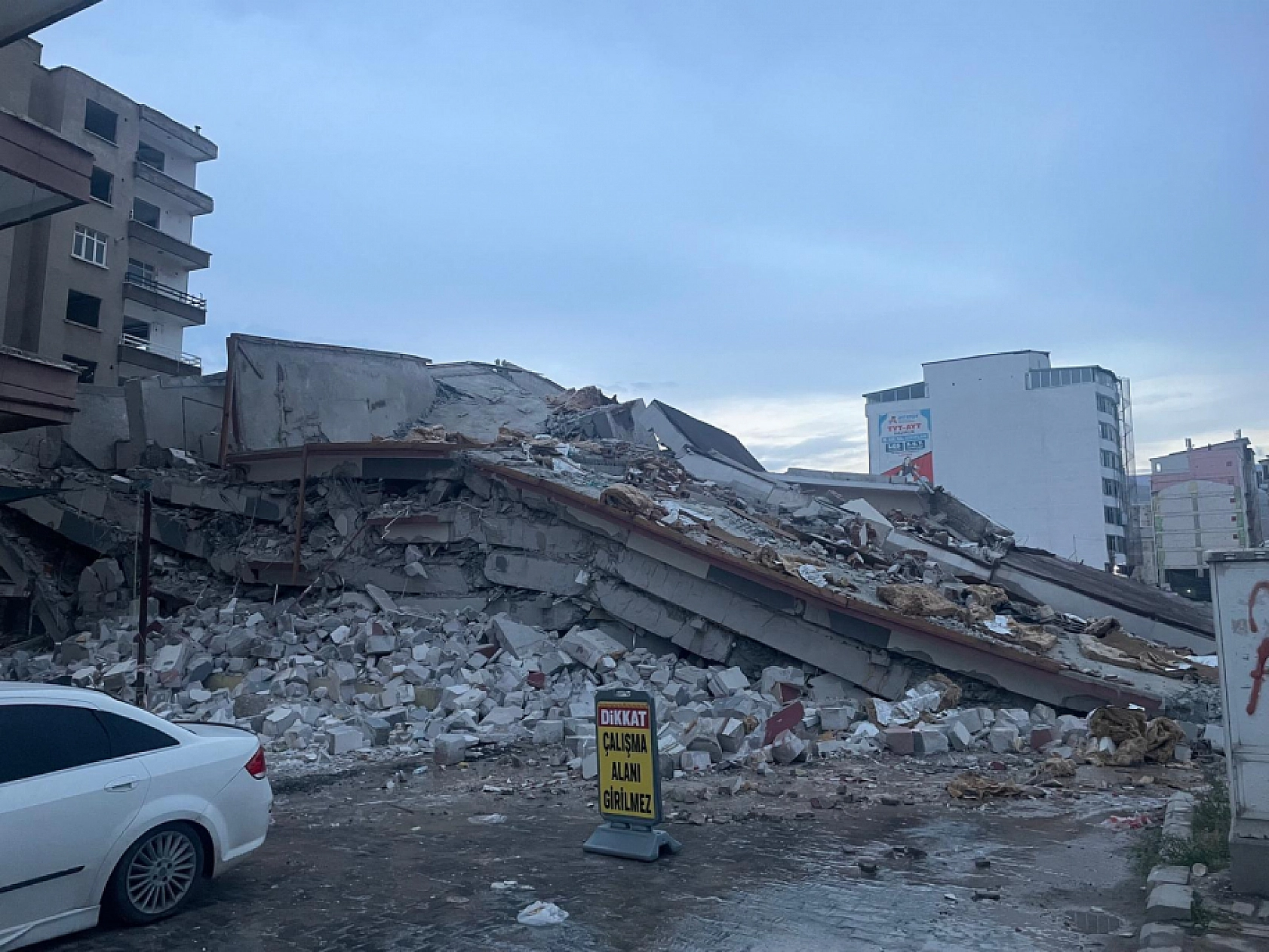 Deprem Uzmanından Malatya'ya Çarpıcı Öneri: ABD'deki Gibi Yasaklansın!