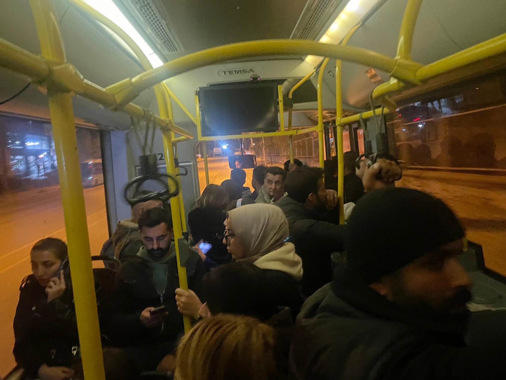 Malatyalıların Toplu Taşımayla Çilesi Bitmiyor...! Bir Bayılmadığımız Kalmıştı…