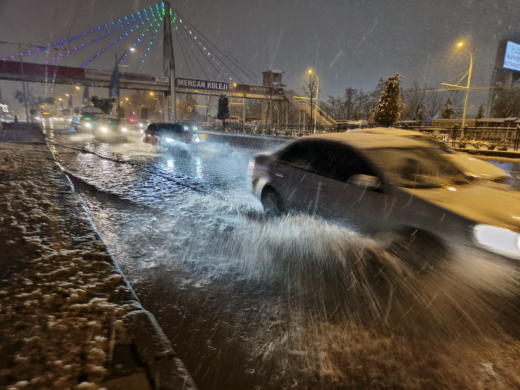 Malatya Valiliği'nden Kar Tatili Kararı: 10 İlçe İçin 1 Günlük Tatil