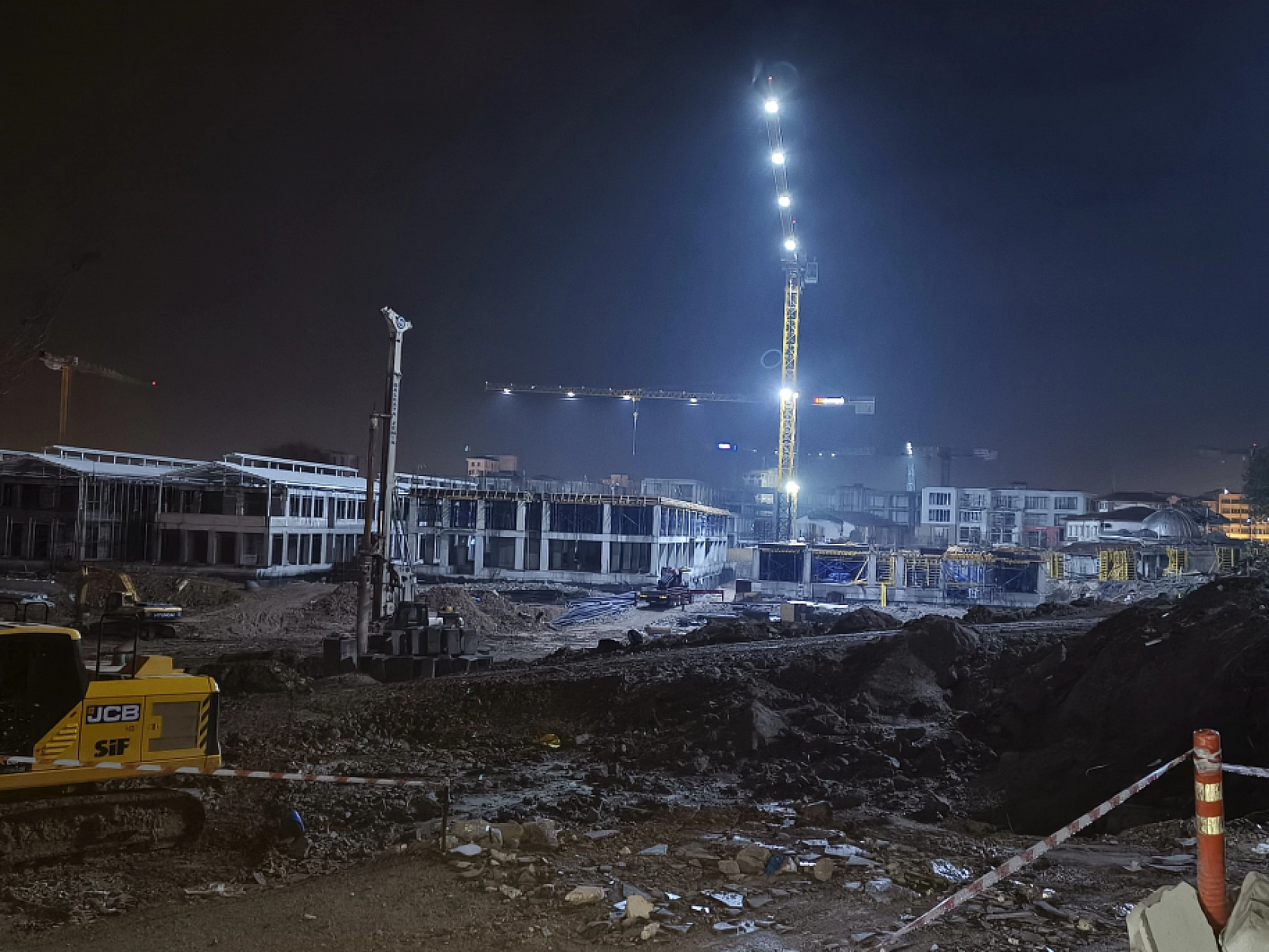 Büyükşehir Belediye Başkanı Duyurdu: Çarşıdaki Dükkanlar O Tarihte Teslim Edilecek...
