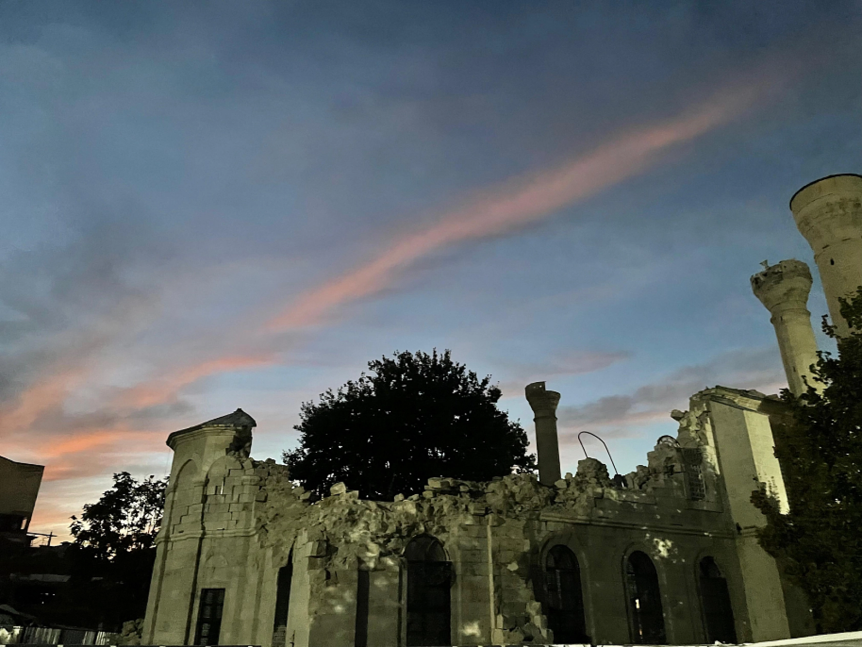 Malatya'da Deprem Sonrası Hayal Kırıklığı: 2 Yılda Sadece 23'ü Yapıldı…!