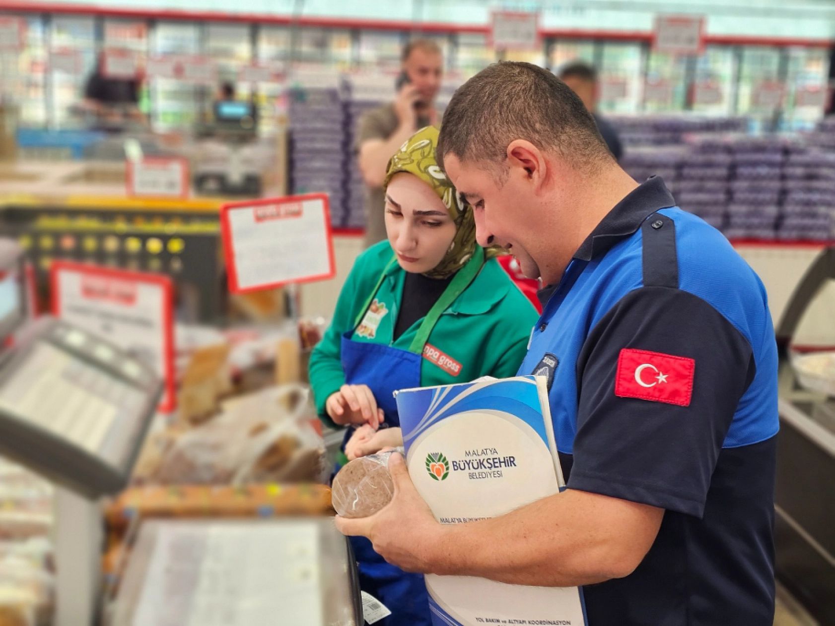 Güvenilir gıdaya erişim zorlaşıyor: Malatya'da her 3 marketten biri ceza aldı!