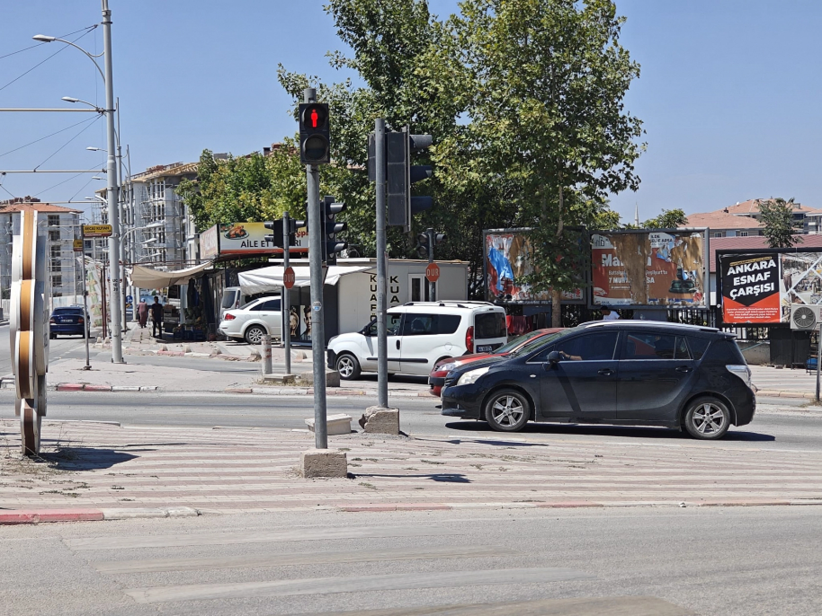 Malatya'da Esnafın Çilesi: 6 aydır pis koku ve sineklerle baş başa!