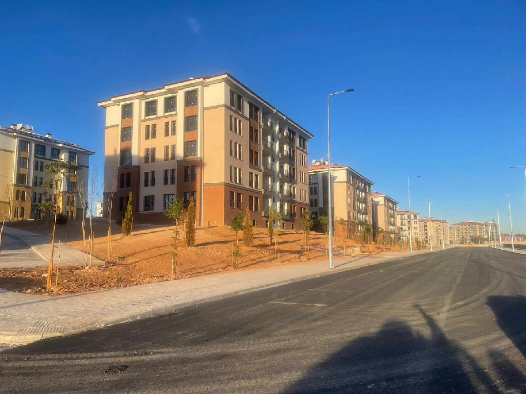 Rezerv alanlarda konut teslimatı neden gecikti? Vali Yavuz sebebi açıkladı