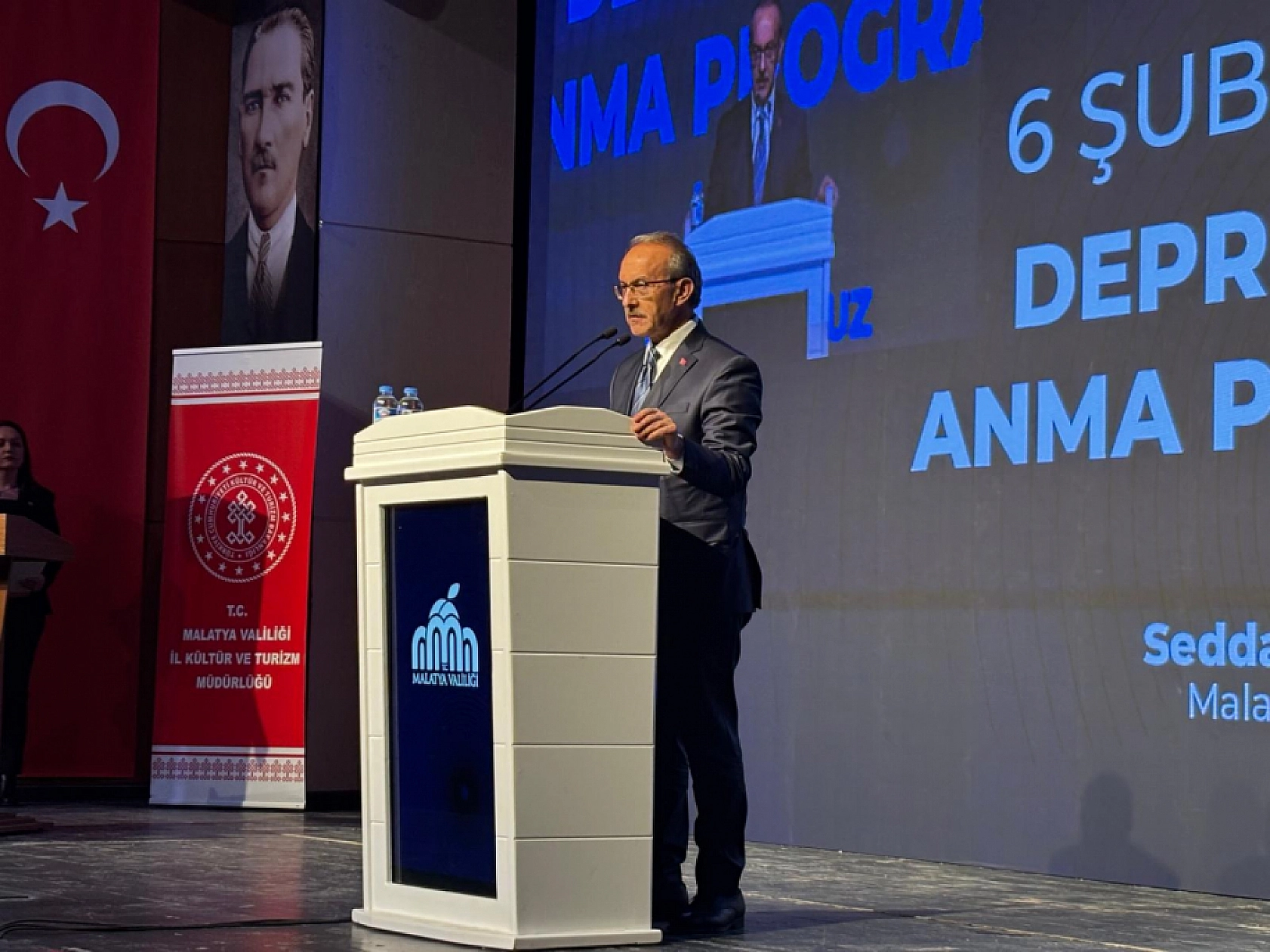 Malatya'da deprem şehitleri 3'üncü yılında dualarla anıldı