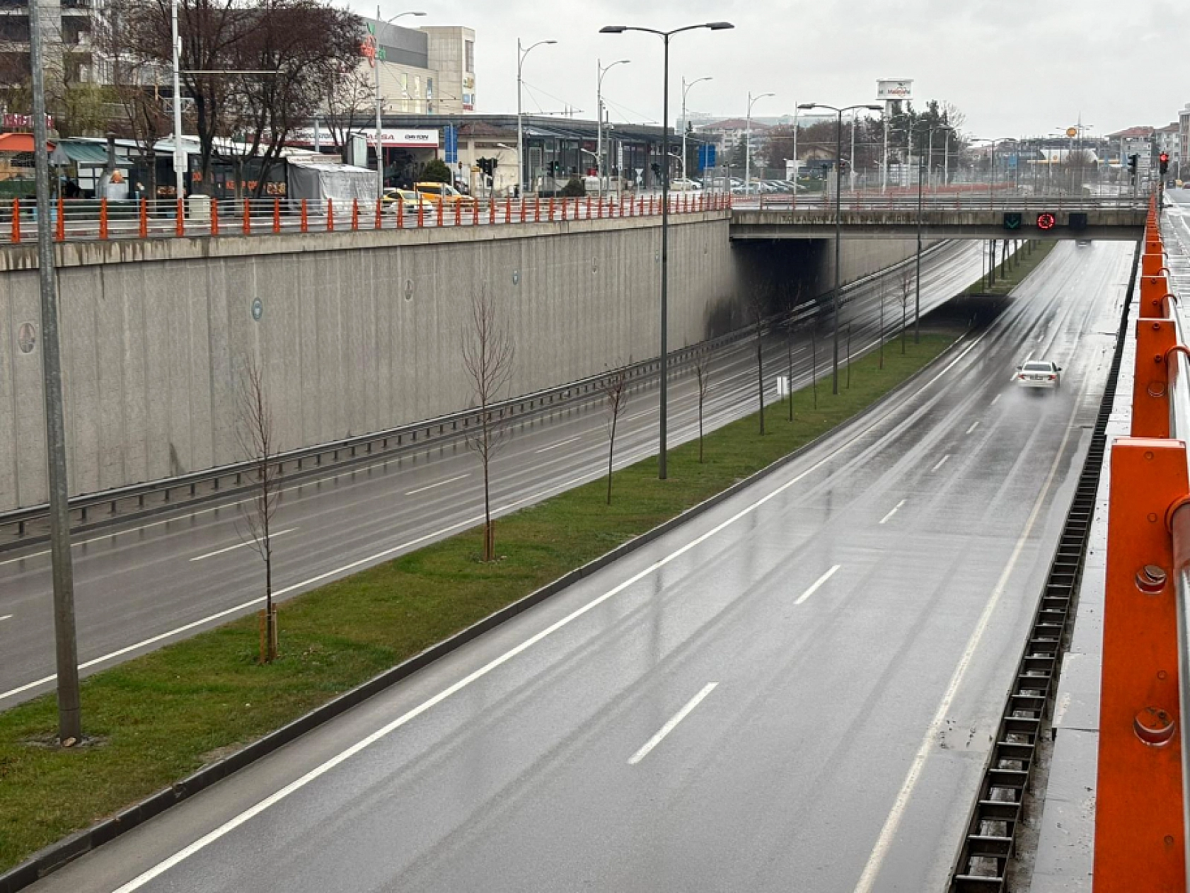 Bayram sabahında Malatya sessizliğe büründü: Yollar boş kaldı