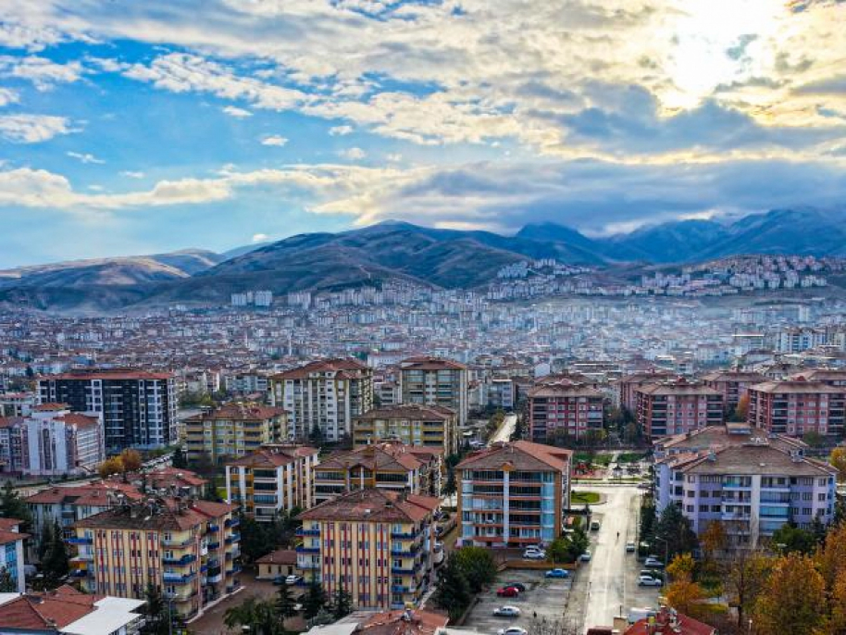 Malatya'da ilçeler arasında yüzölçümü sırası: Hekimhan 1'inci Sırada, Doğanyol 13'üncü sırada yer aldı..