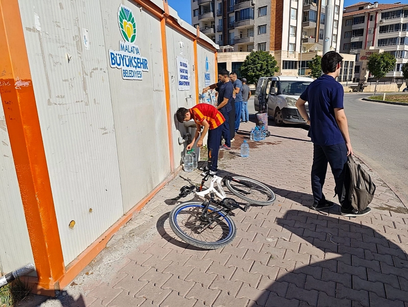 MASKİ 100 saat sonra uyanabildi: Sorumsuzluğu sonunda gören oldu: Su çok, yöneten yok