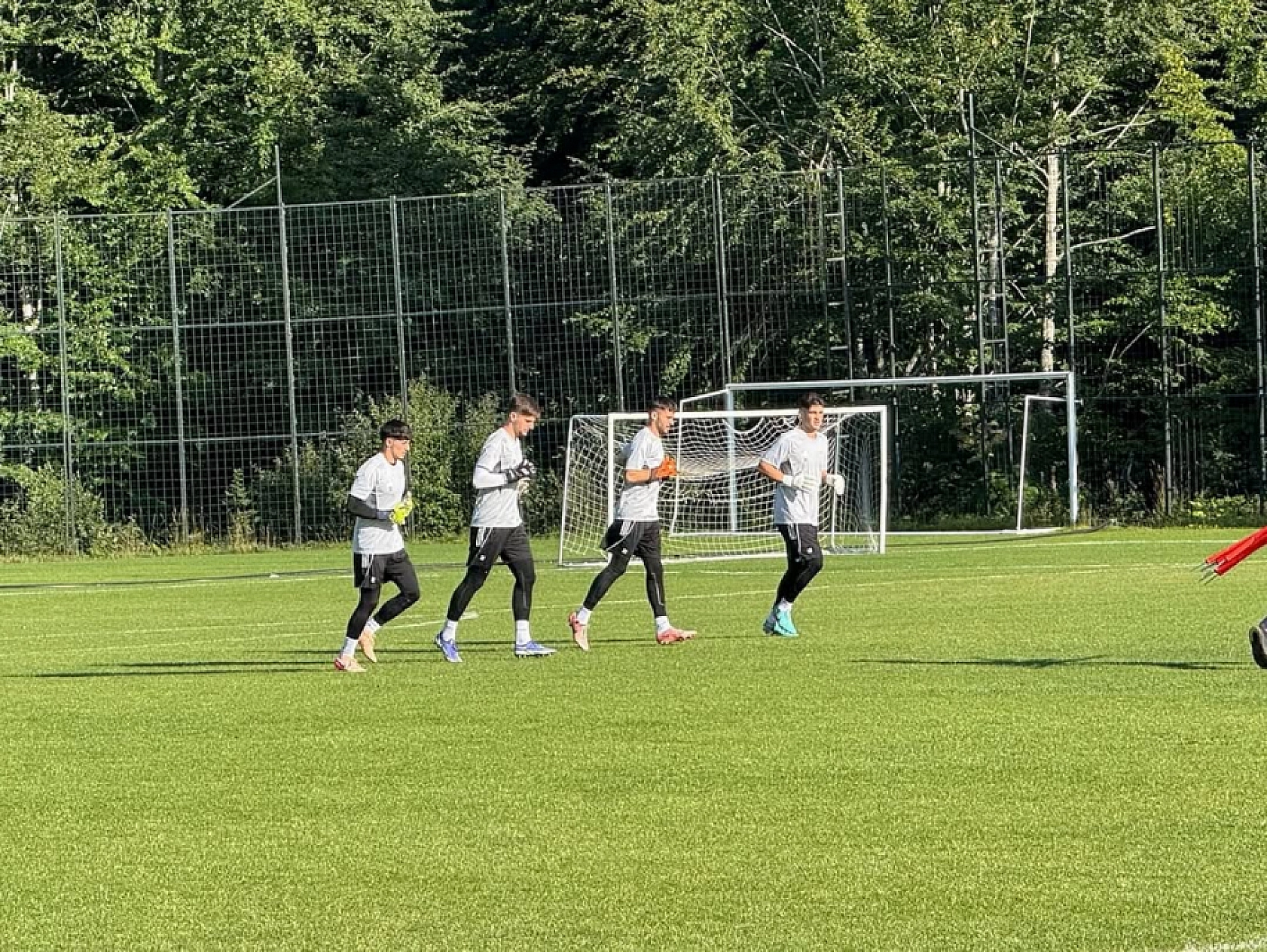 Yeşilyurtspor Kartepe'de Güç Depoluyor: Hedef Şampiyonluk