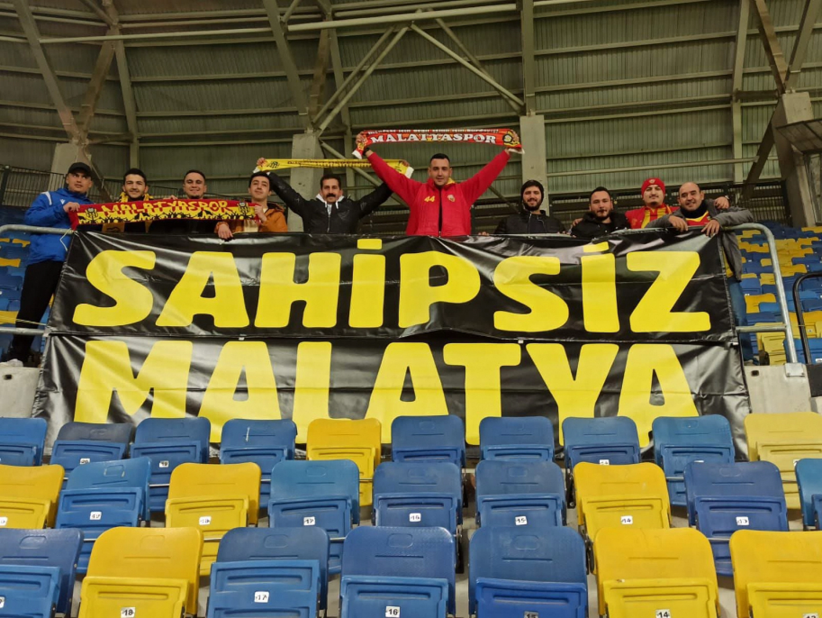 Enkaz Altındaki Malatyaspor'un Sesini Yine Duyan Olmadı!