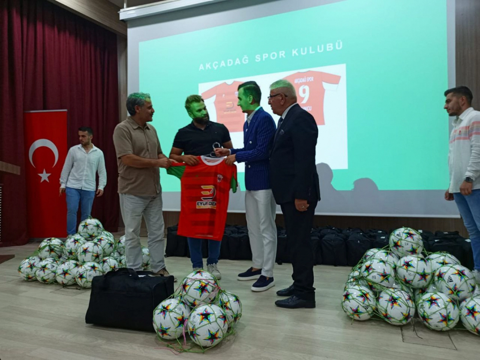 Malatya'da 5 Yıl Sonra Gelen Yardım: Amatör Spor Canlandı!