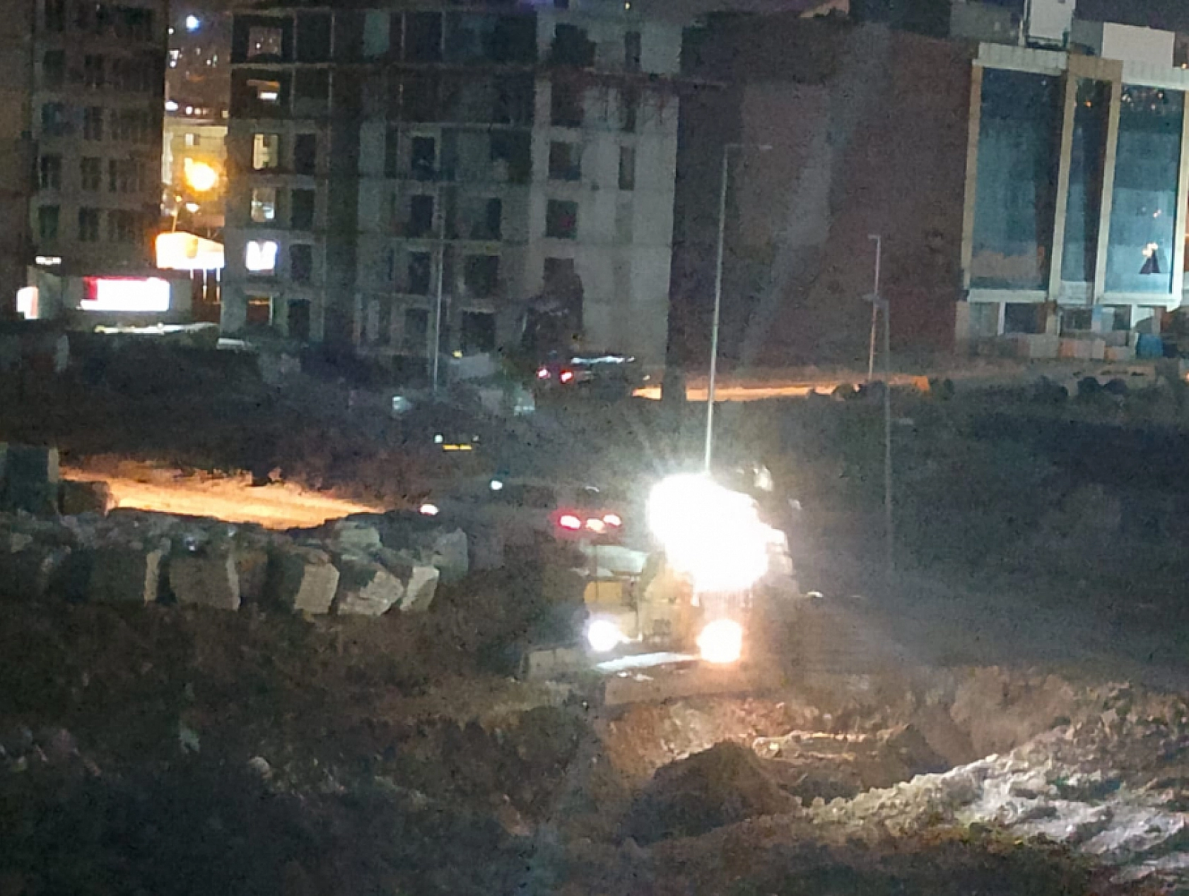 Malatya'da bu da oldu: Demirler toprağa gömülüyor!