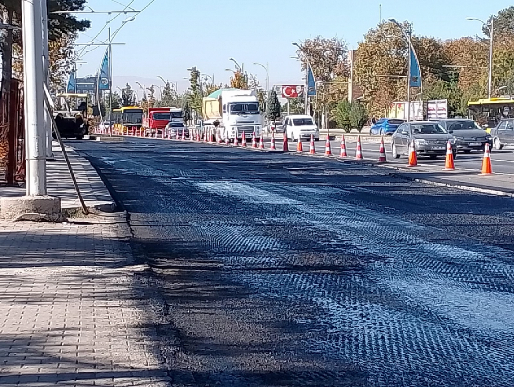 Malatya'da Asfaltlama Fiyaskosu: Planlama Yok, Keşmekeşlik Var!